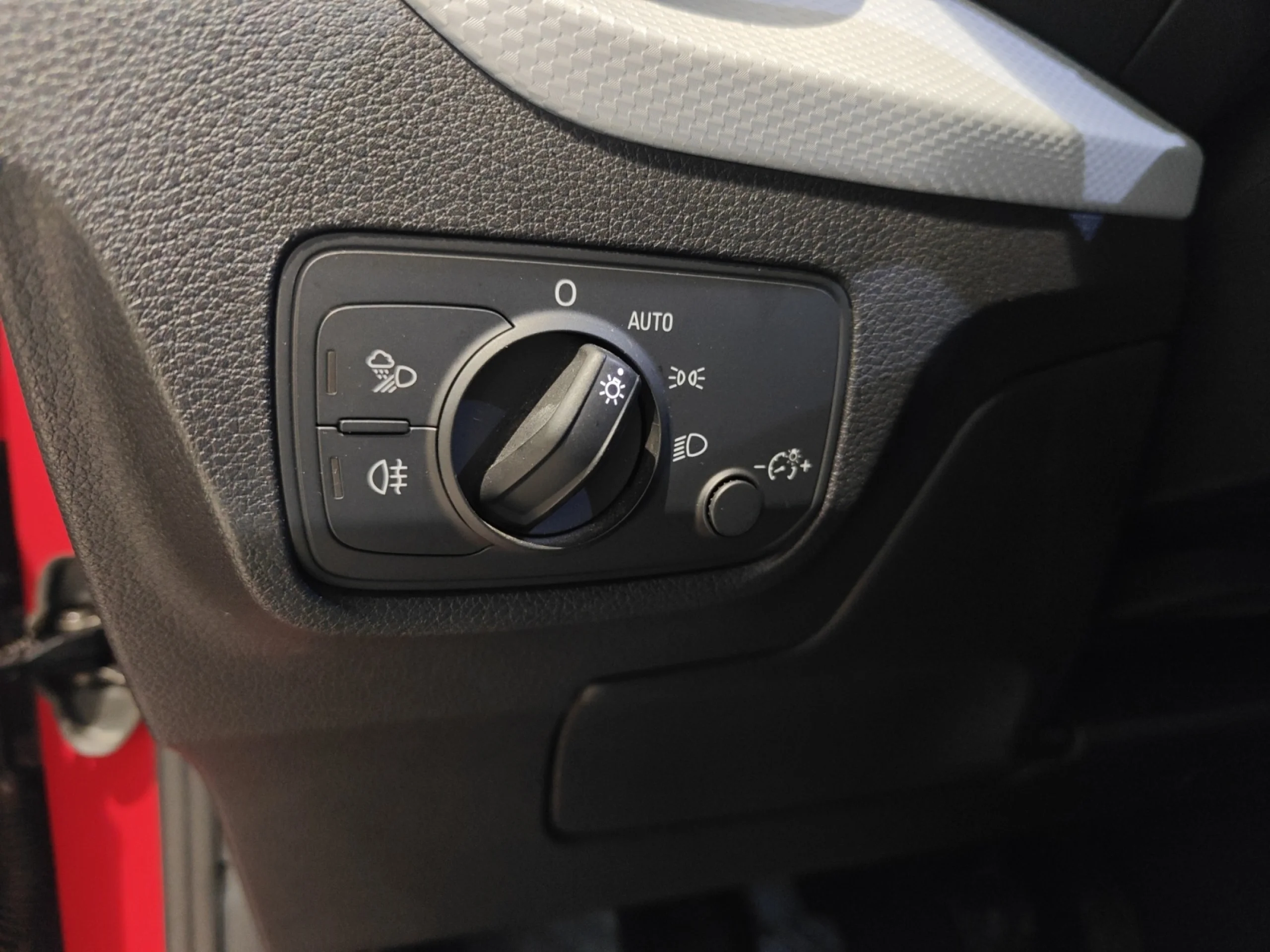 AUDI Q2 DESIGN EDITION 1.6 TDI - Foto 15