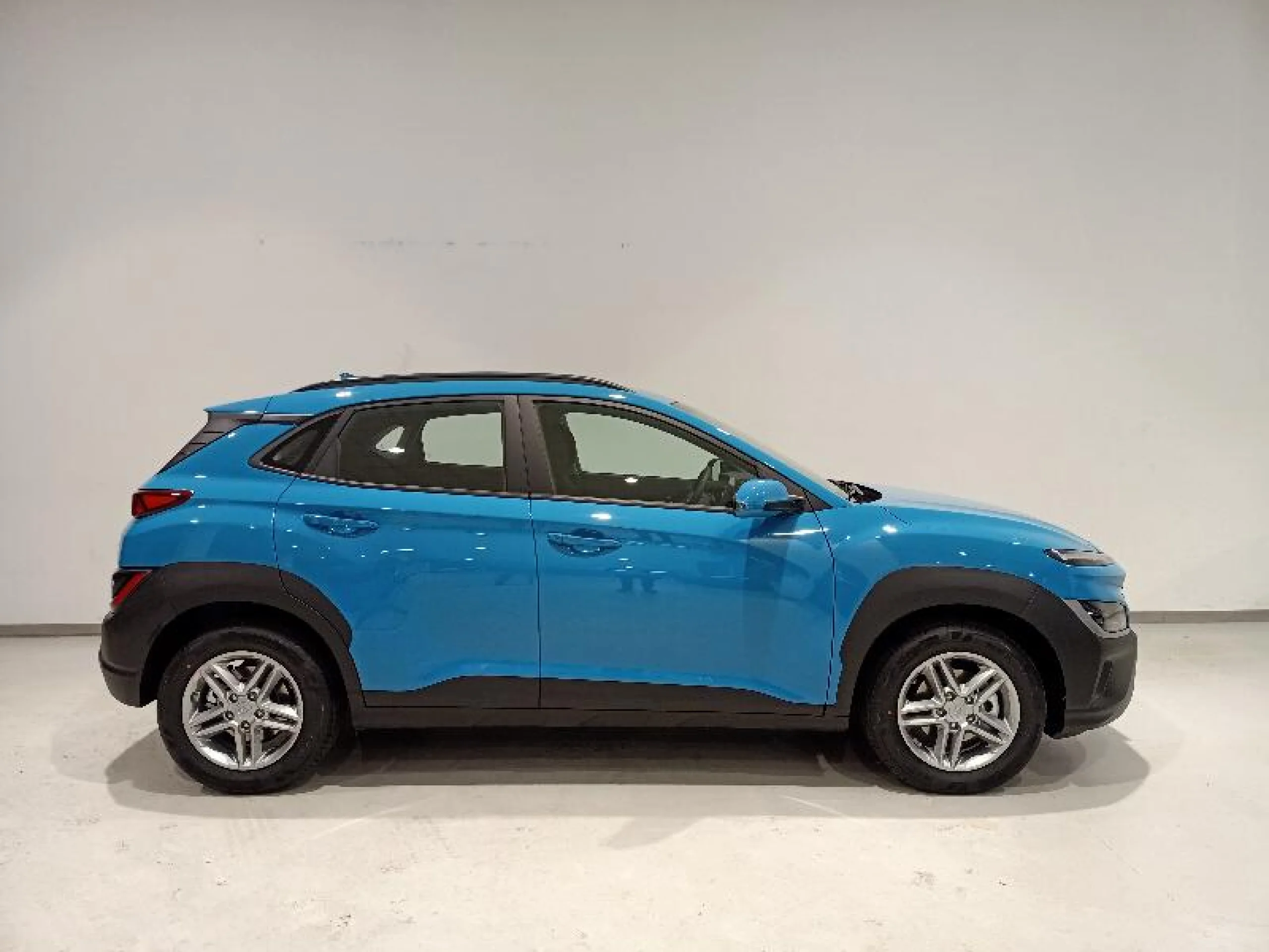 HYUNDAI KONA 1.0 TGDI MAXX 4X2 - Foto 3