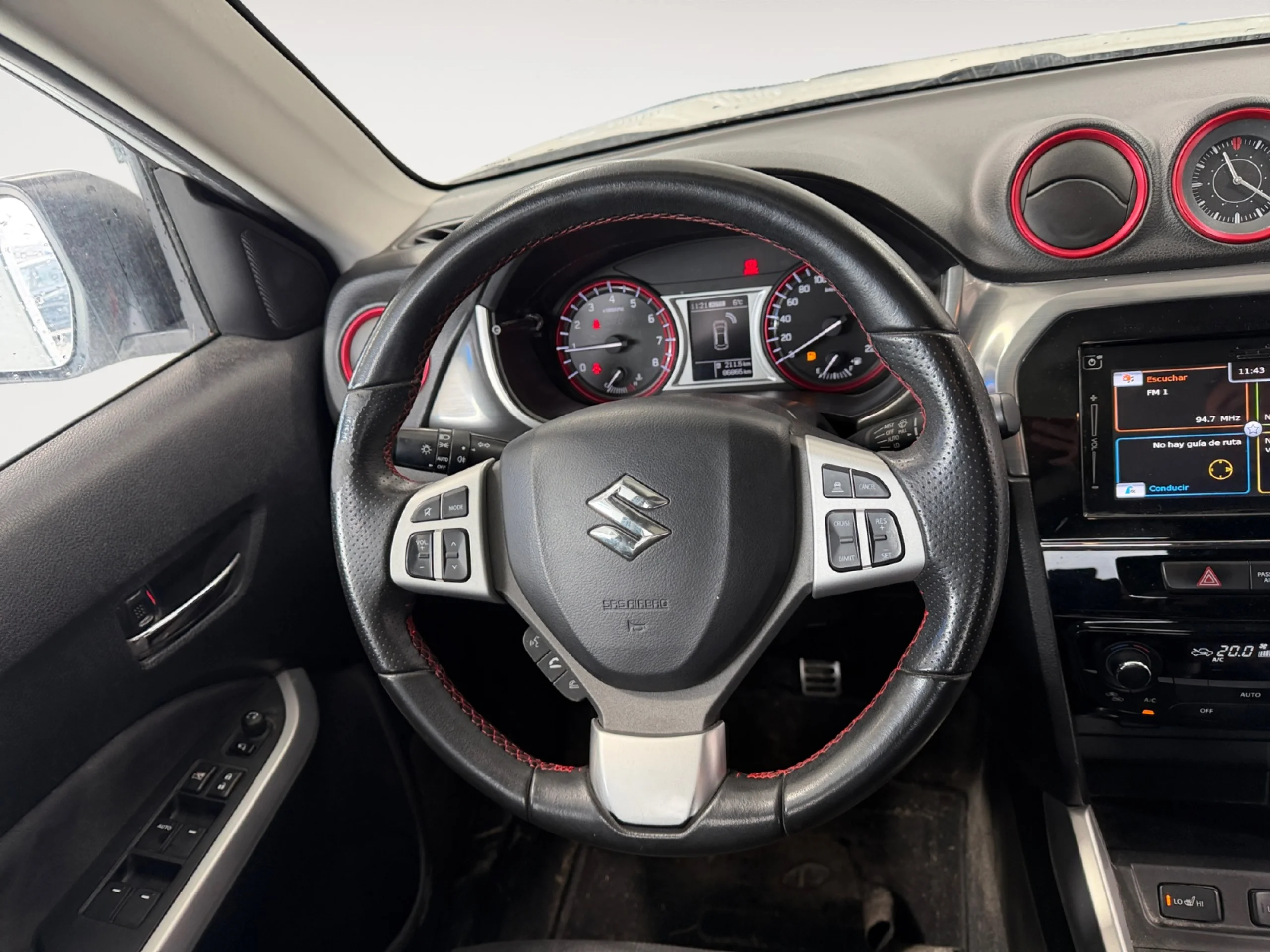 Suzuki Vitara 1.4 T GLX 4WD - Foto 11