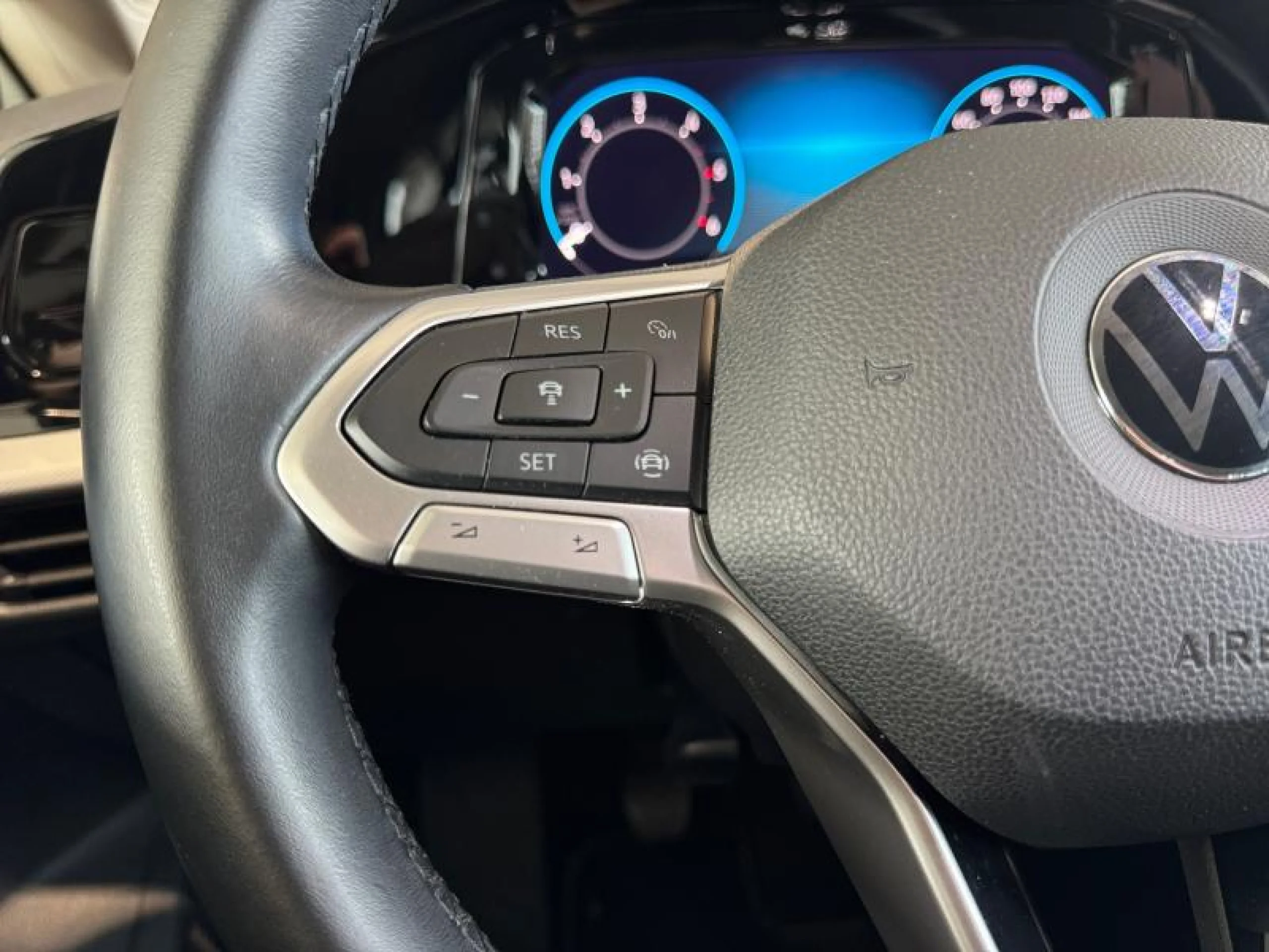 VOLKSWAGEN GOLF 2.0 TDI 85KW (115CV) - Foto 11