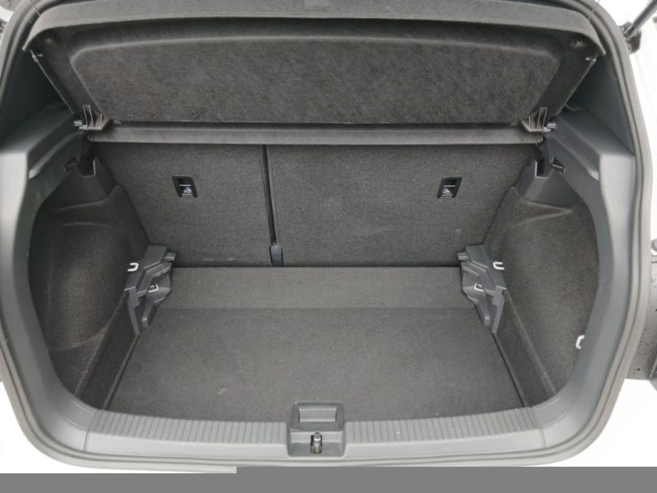 VOLKSWAGEN T CROSS R LINE 1.5 TSI 110KW (150CV) DSG - Foto 7