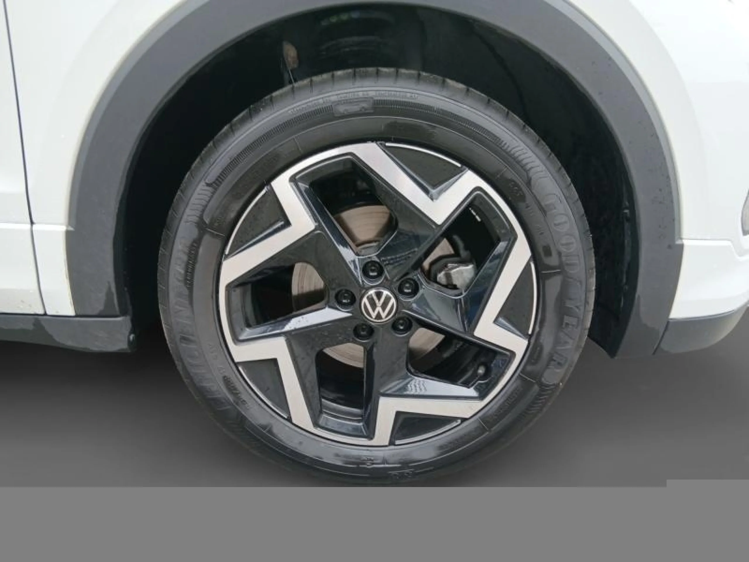 VOLKSWAGEN T CROSS R LINE 1.5 TSI 110KW (150CV) DSG - Foto 8