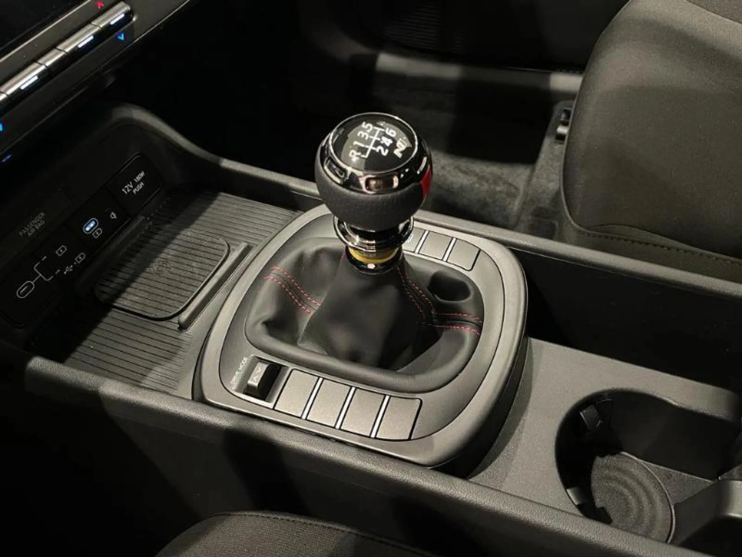 HYUNDAI KONA 1.6T 138CV N LINE - Foto 4