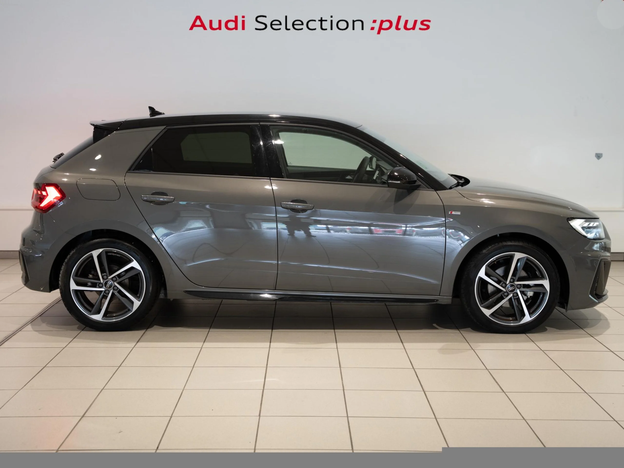 AUDI A1 SPORTBACK ADRENALIN 30 TFSI 81KW (110CV) - Foto 3