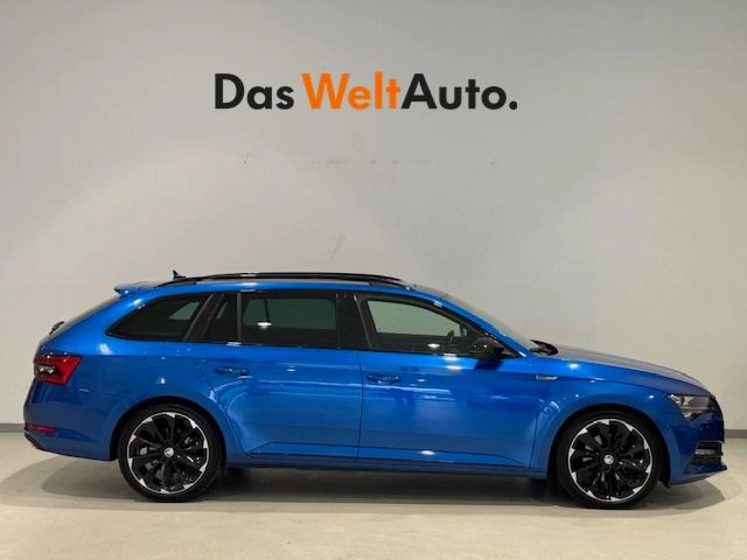 SKODA Superb COMBI 2.0 TDI 110KW DSG SPORTLINE - Foto 3