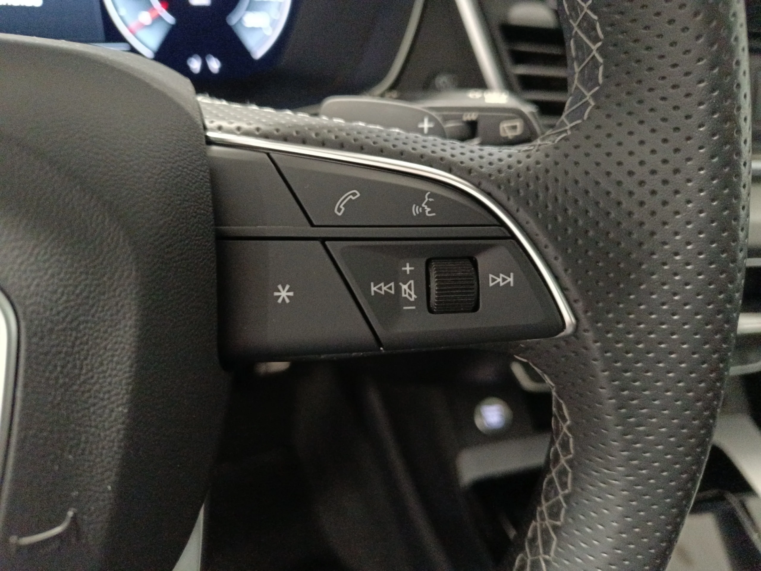 AUDI Q5 BLACK LINE TDI QUATTRO 150KW S TRONIC - Foto 10