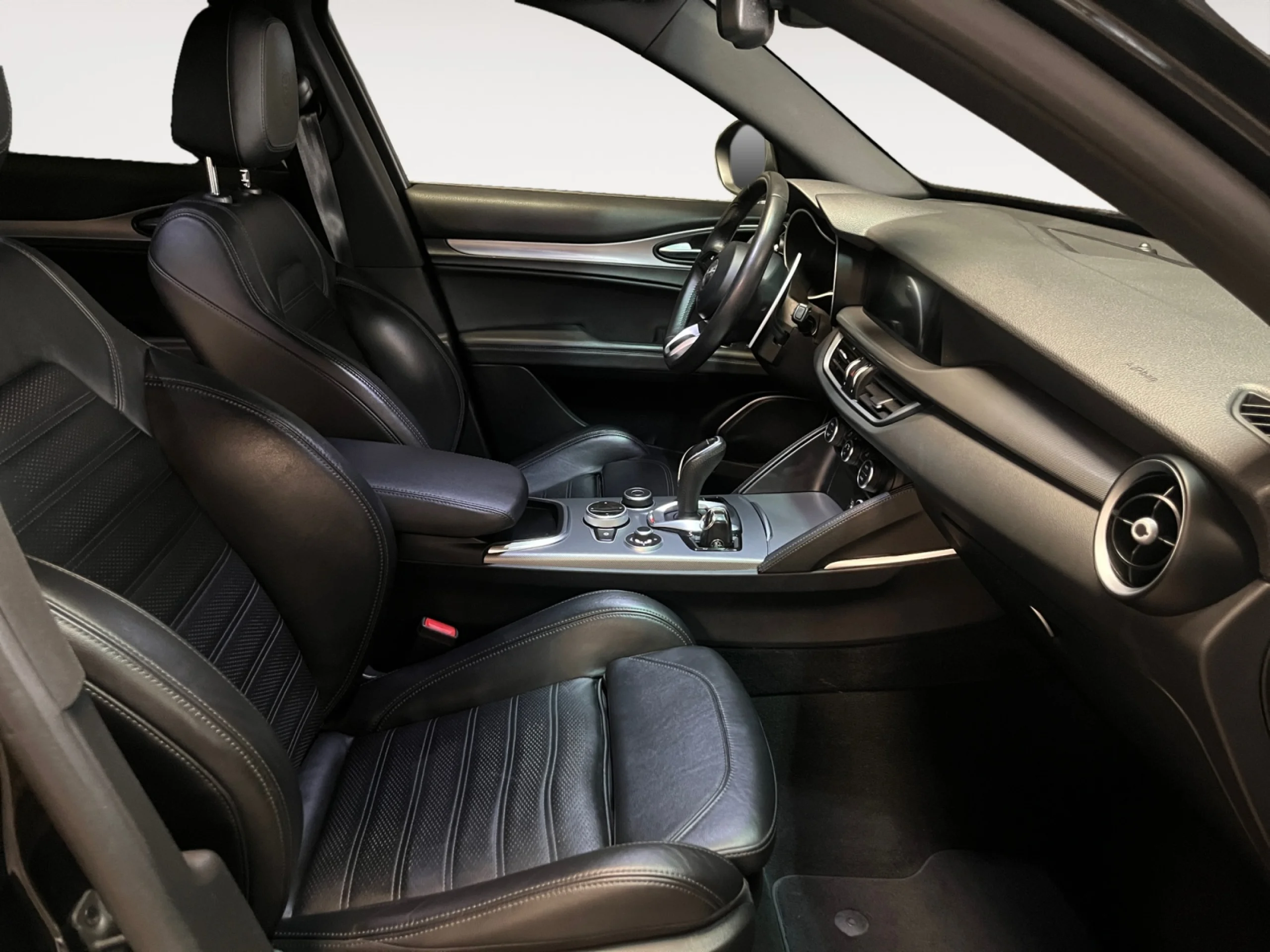 ALFA ROMEO STELVIO 2.2 DIÉSEL 154KW (210CV) VELOCE Q4 - Foto 5