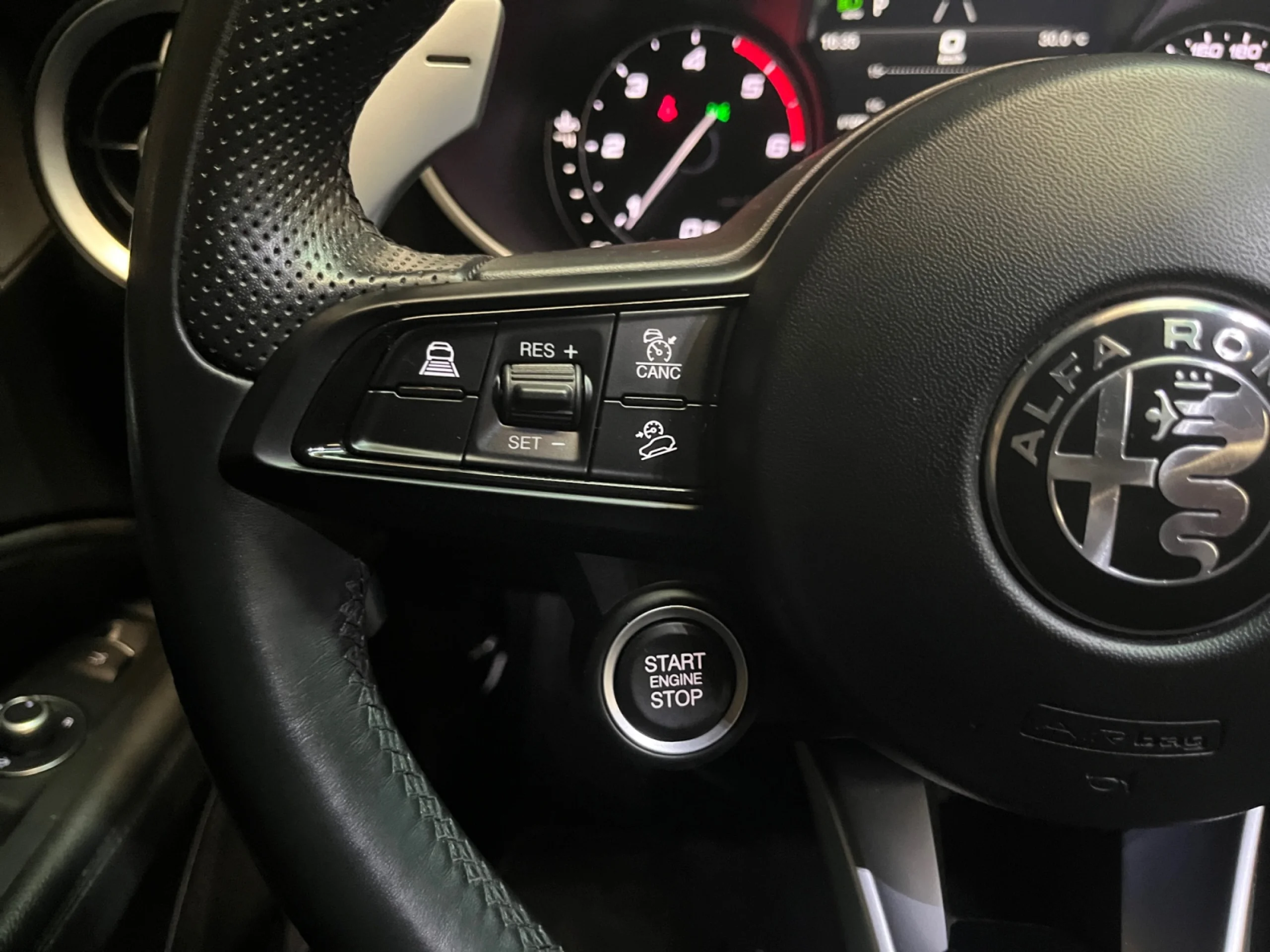 ALFA ROMEO STELVIO 2.2 DIÉSEL 154KW (210CV) VELOCE Q4 - Foto 15