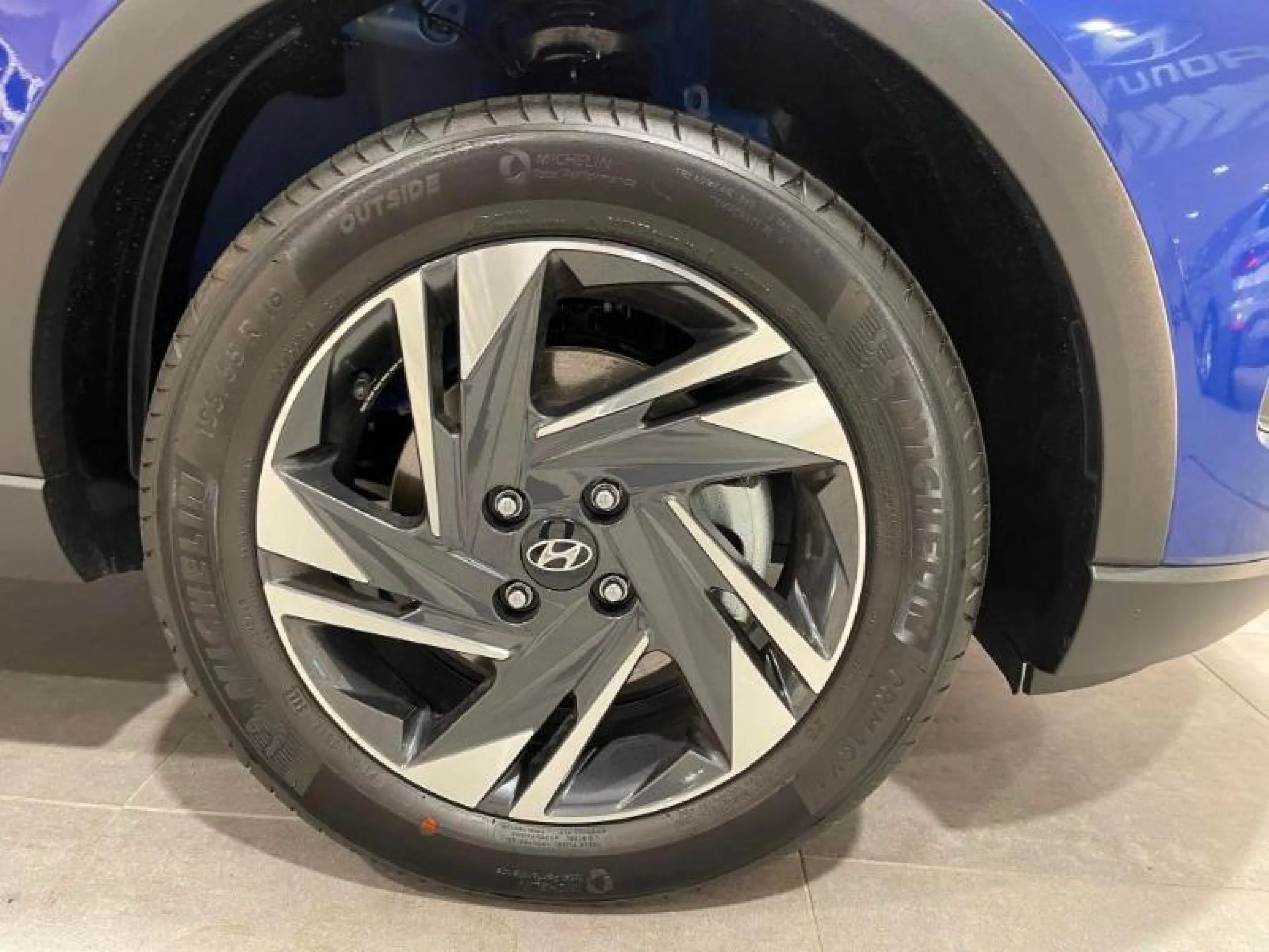 HYUNDAI BAYON 1.0 TGDI 74KW (100CV) 48V MAXX - Foto 5