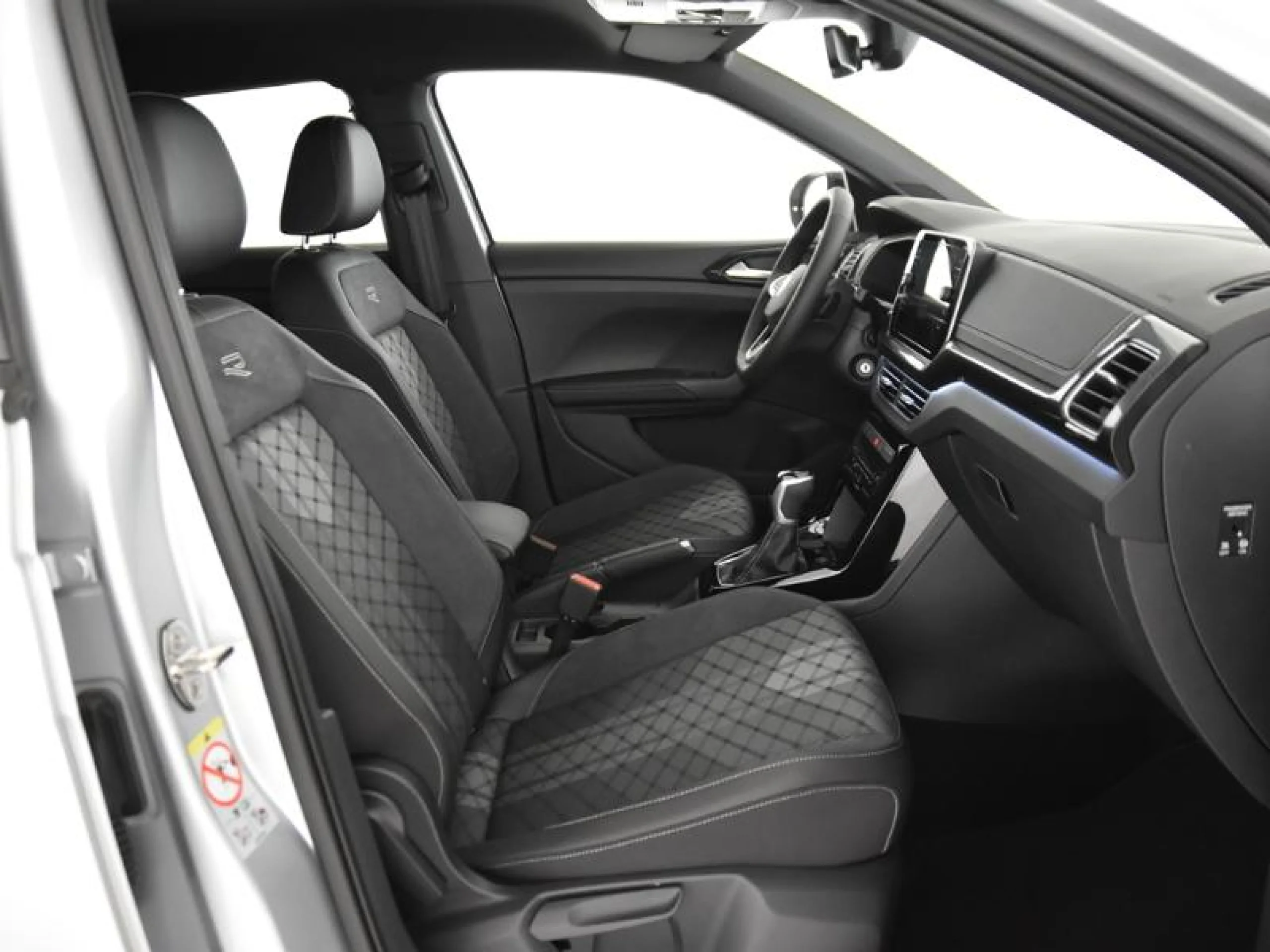 VOLKSWAGEN T CROSS T CROSS R LINE 1.0 TSI 85 KW (115 CV)  AUTOM TICO DSG 7 VEL. - Foto 5