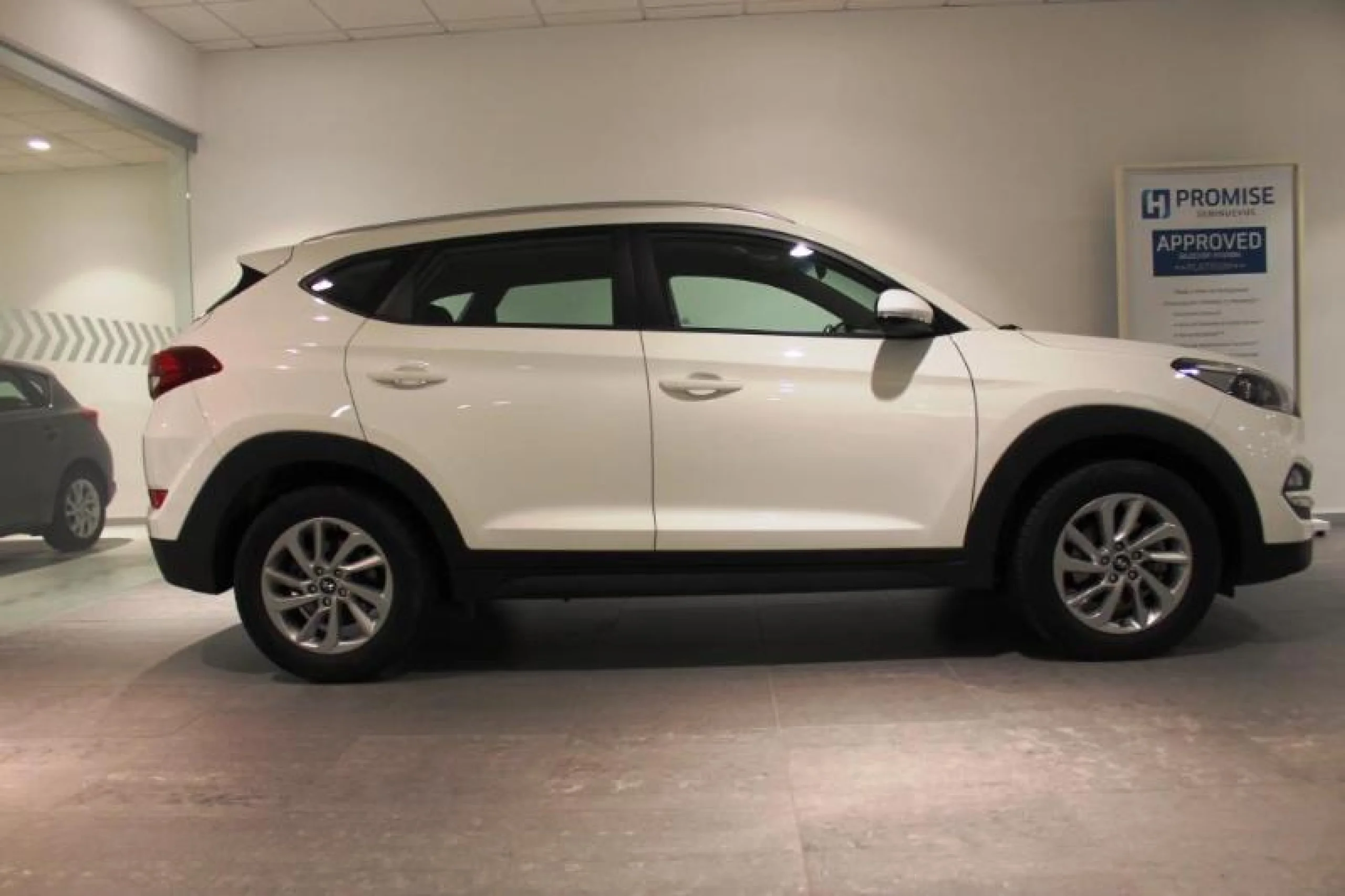HYUNDAI TUCSON 1.6 GDI BLUEDRIVE LINK 4X2 - Foto 3