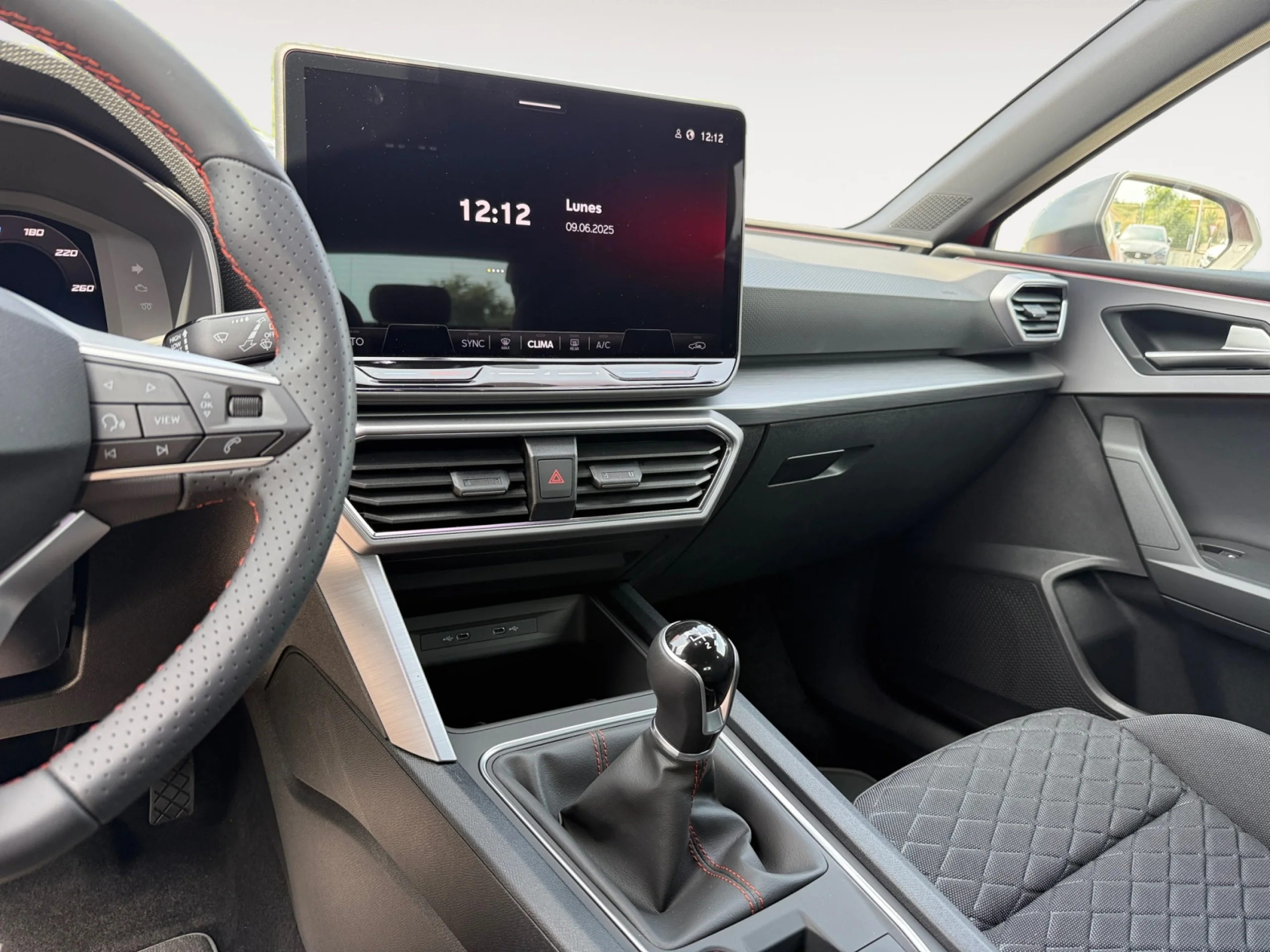 SEAT LEON 1.5 TSI 85KW S&S FR 25 ANIVERSARIO - Foto 10