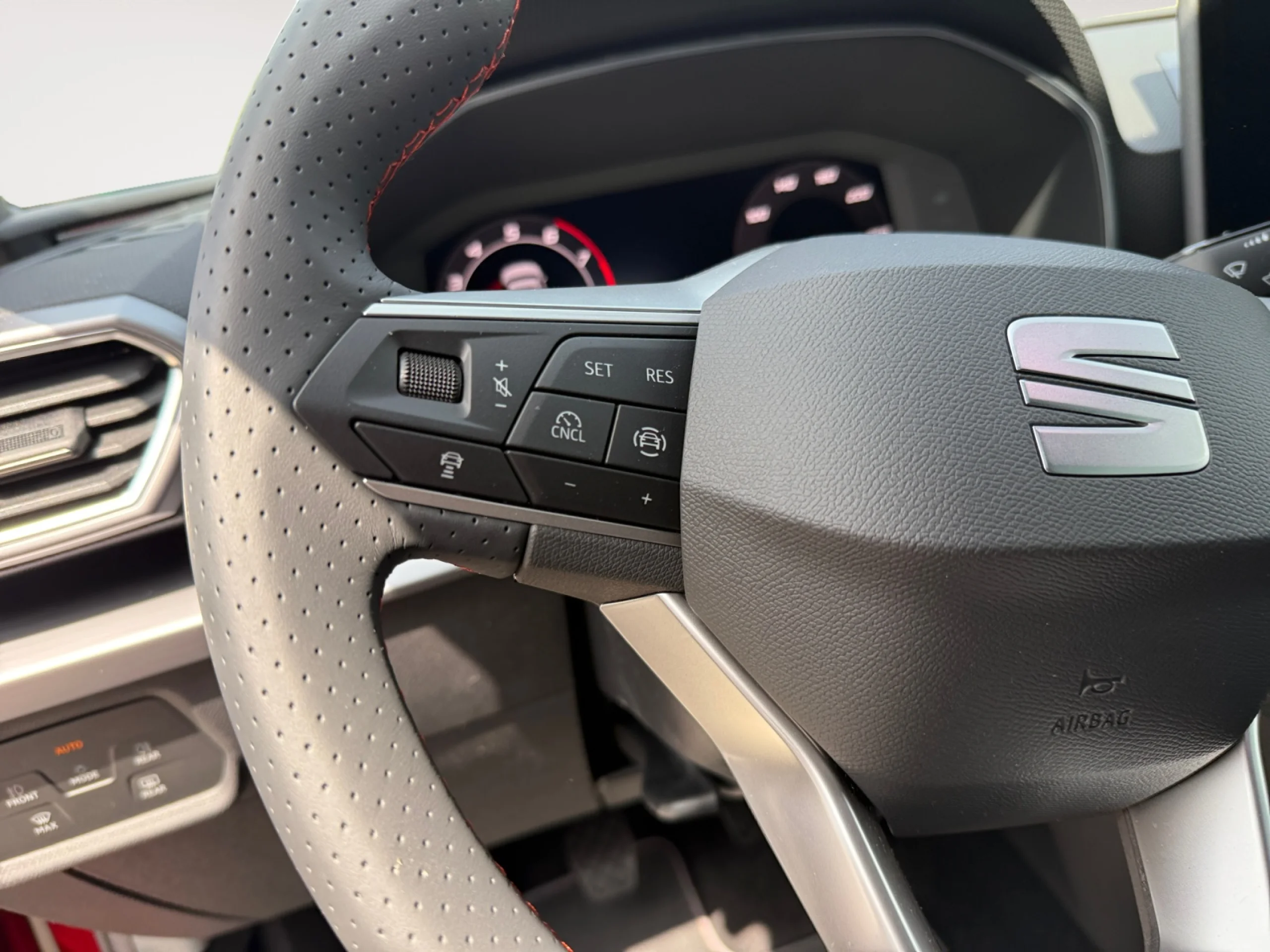 SEAT LEON 1.5 TSI 85KW S&S FR 25 ANIVERSARIO - Foto 11