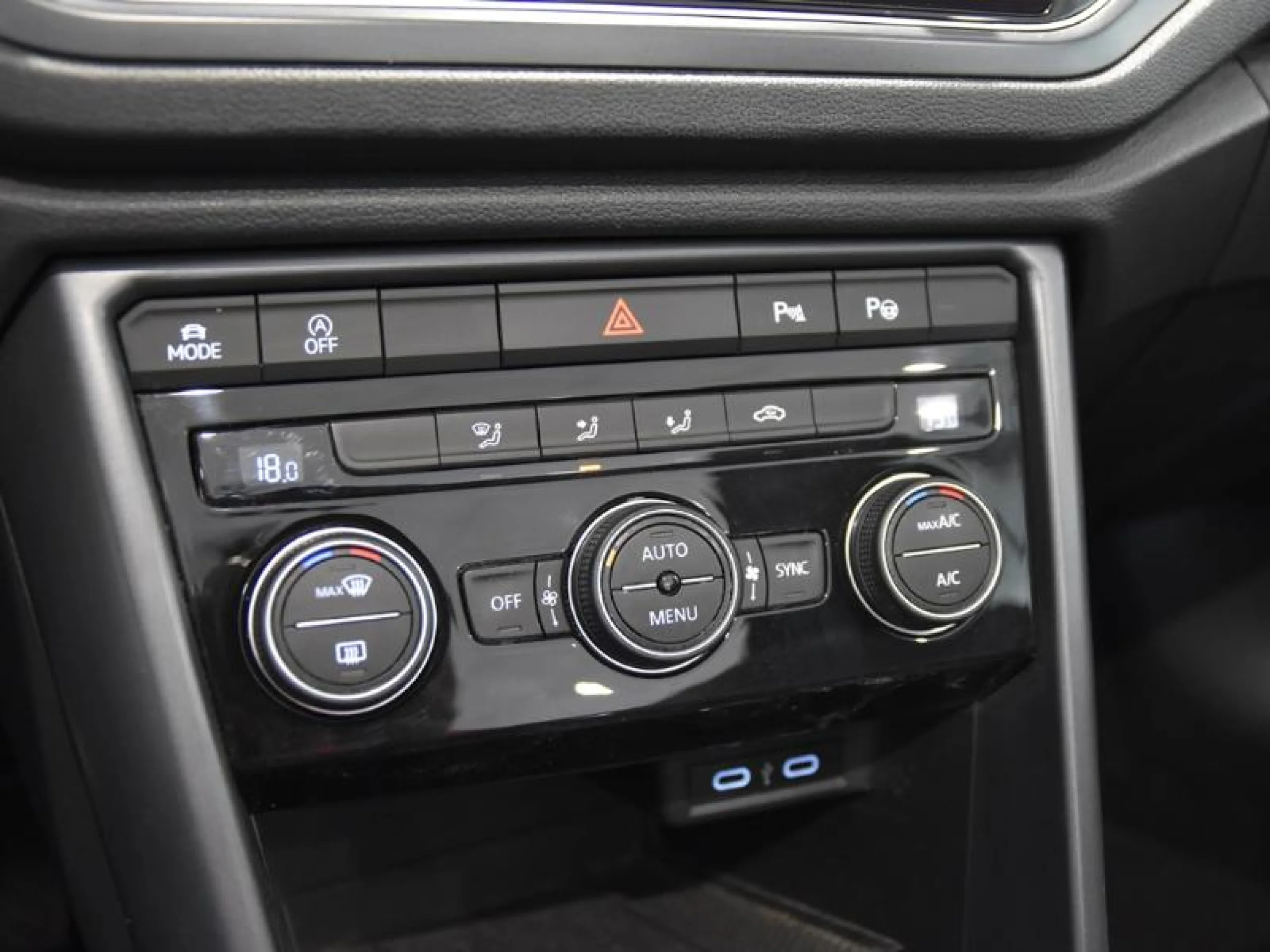 VOLKSWAGEN T ROC CABRIO 1.5 TSI 110KW (150CV) DSG 7 VEL - Foto 11