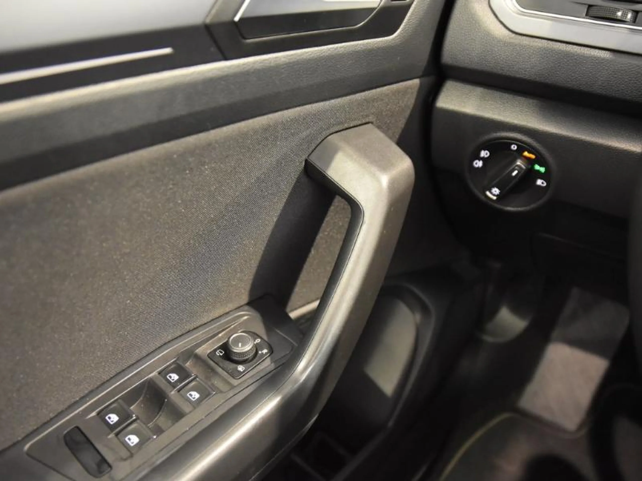 VOLKSWAGEN T ROC CABRIO 1.5 TSI 110KW (150CV) DSG 7 VEL - Foto 16