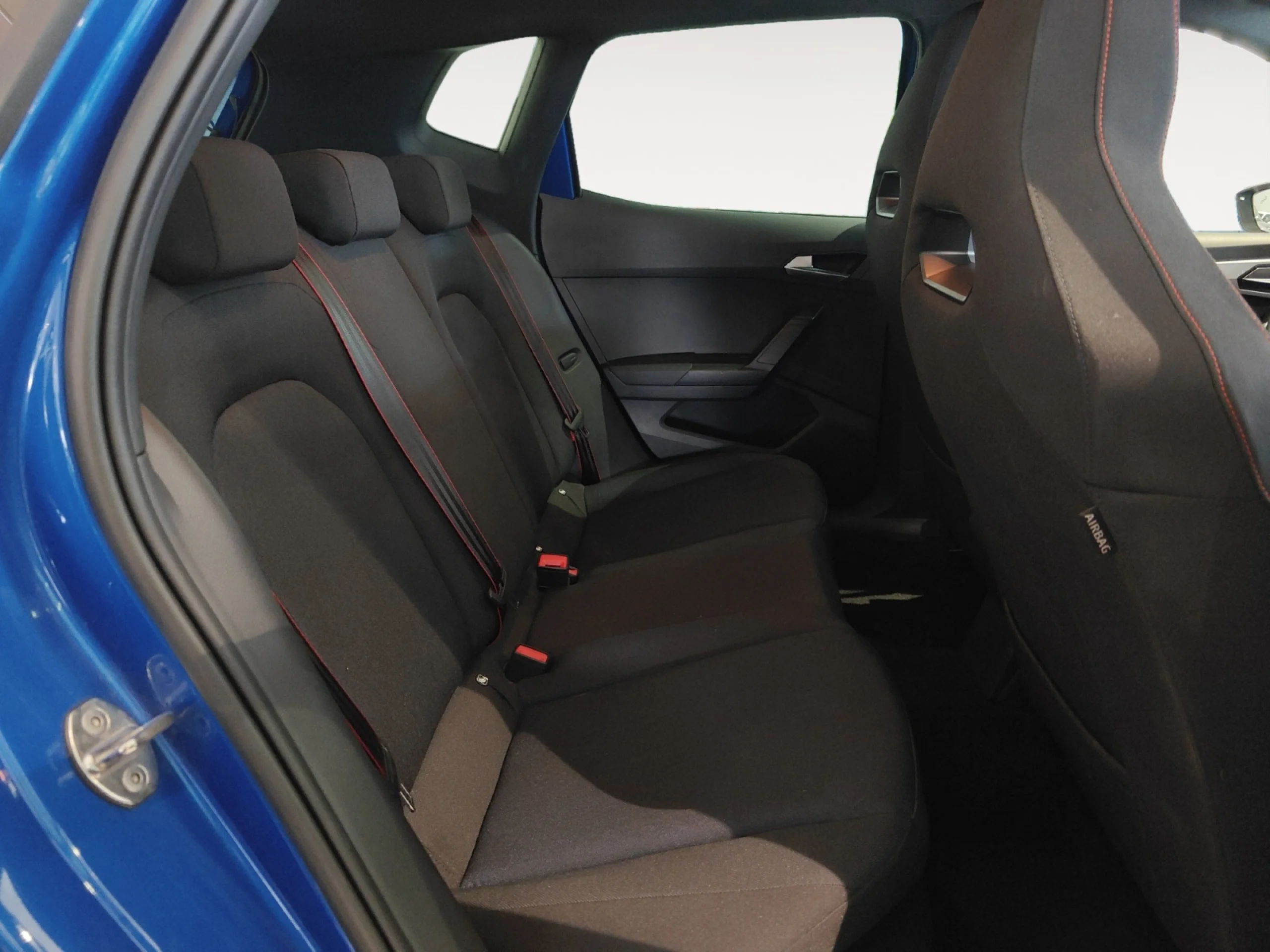 SEAT ARONA 1.0 TSI 85KW (115CV) FR SPECIAL EDITION - Foto 6