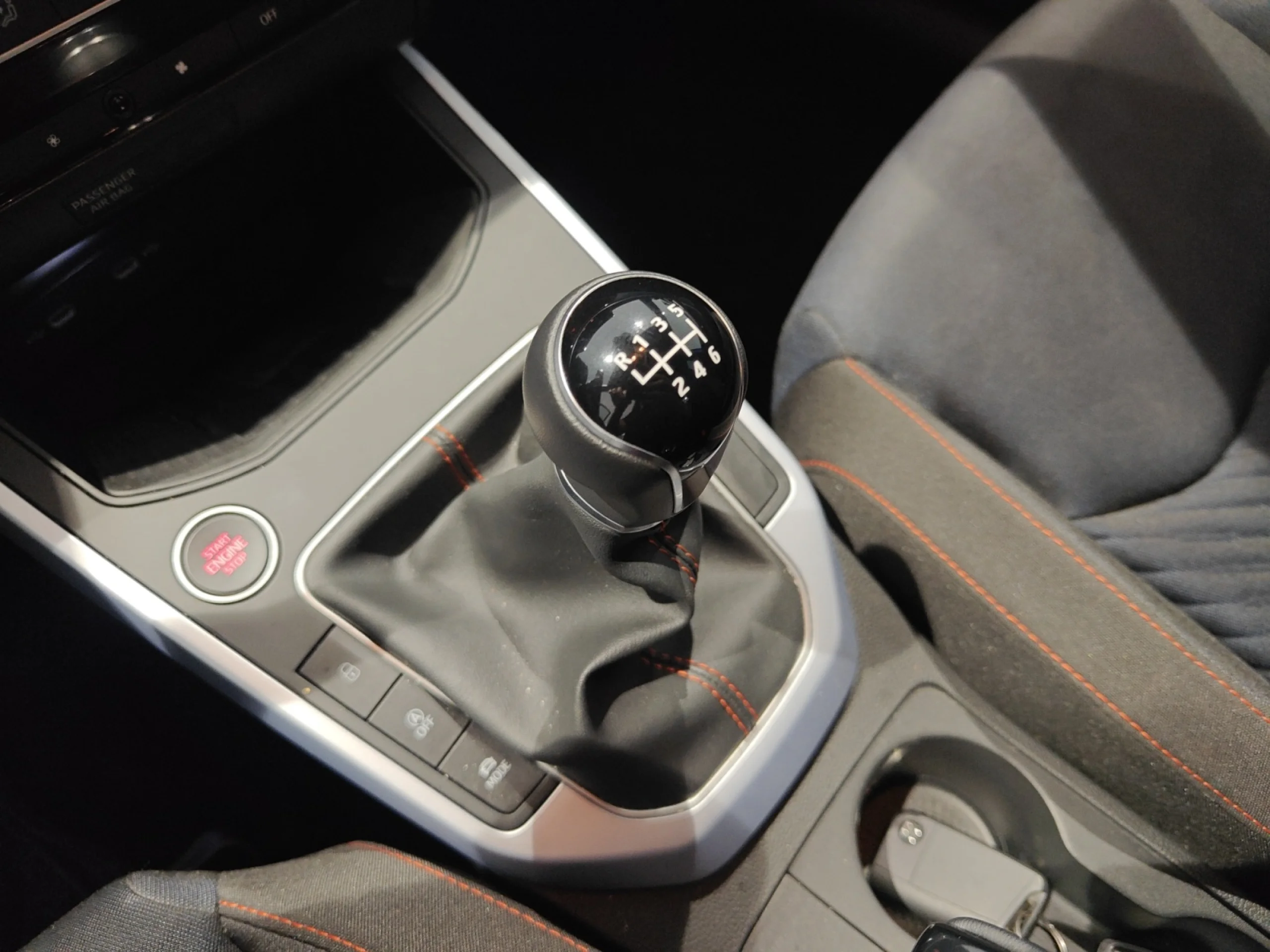 SEAT ARONA 1.0 TSI 85KW (115CV) FR SPECIAL EDITION - Foto 11