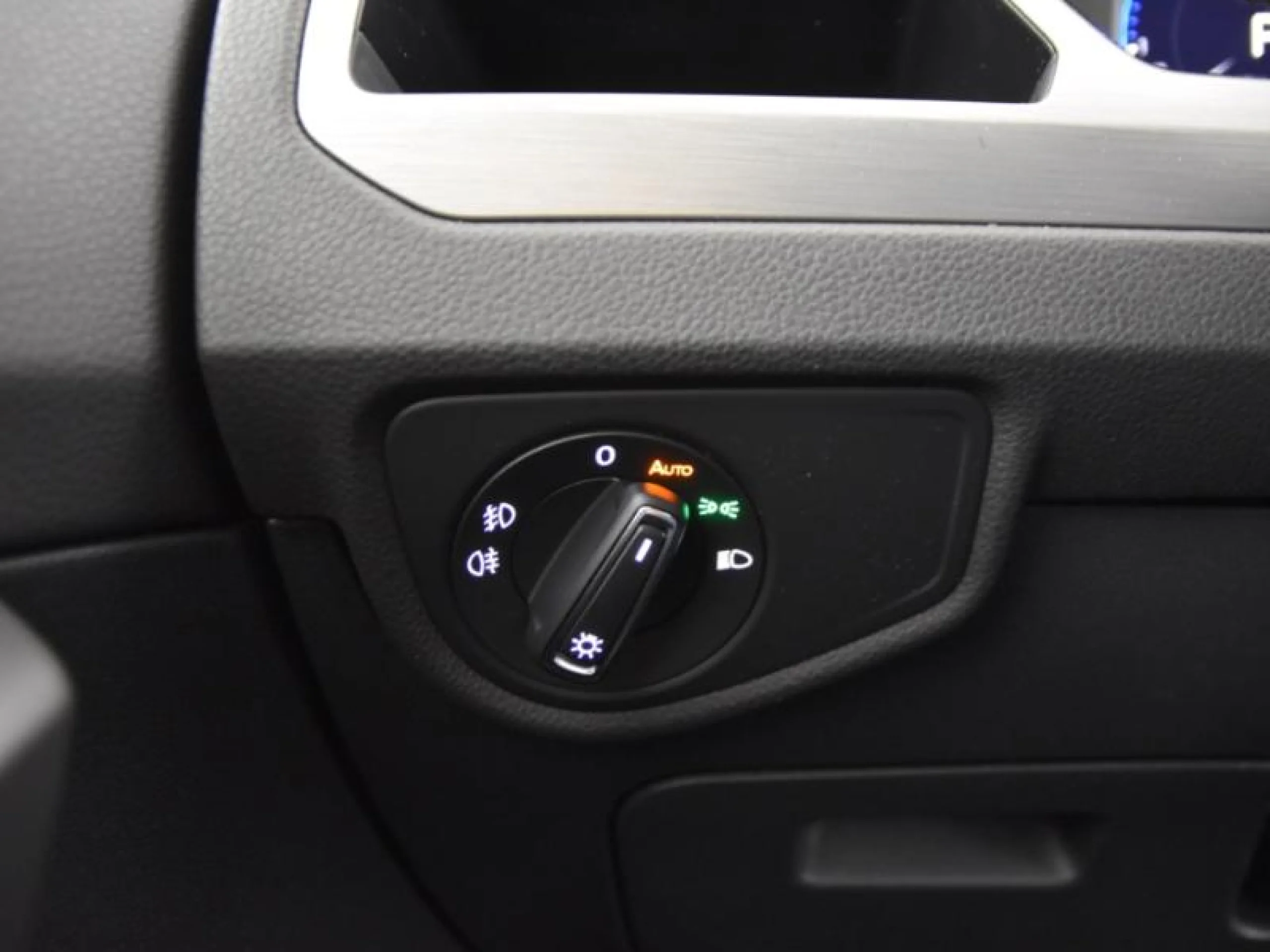 VOLKSWAGEN TOURAN ADVANCE 1.5 TSI 110KW (150CV) DSG - Foto 19