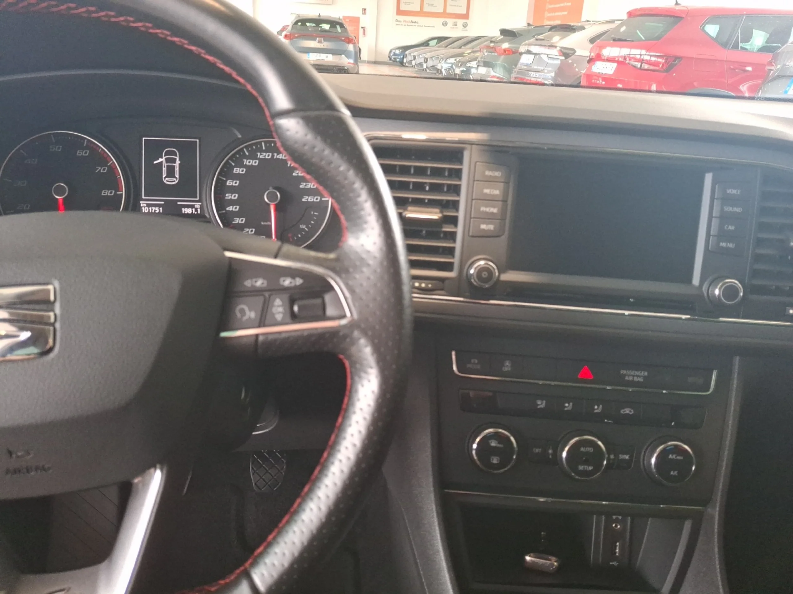 SEAT LEON ST 1.4 TSI 150CV ACT ST&SP FR - Foto 13