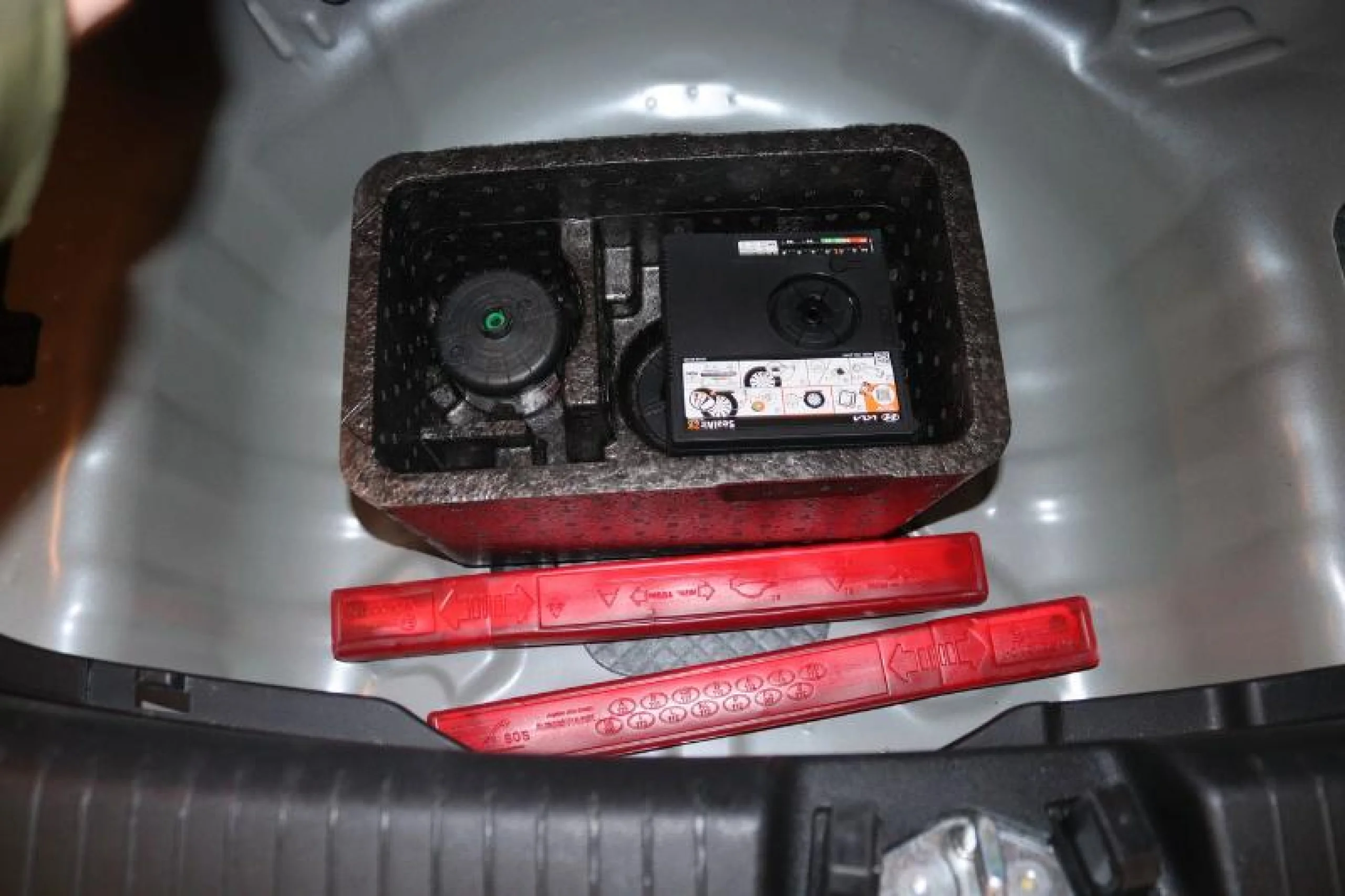 HYUNDAI I10 1.0 KLASS - Foto 10