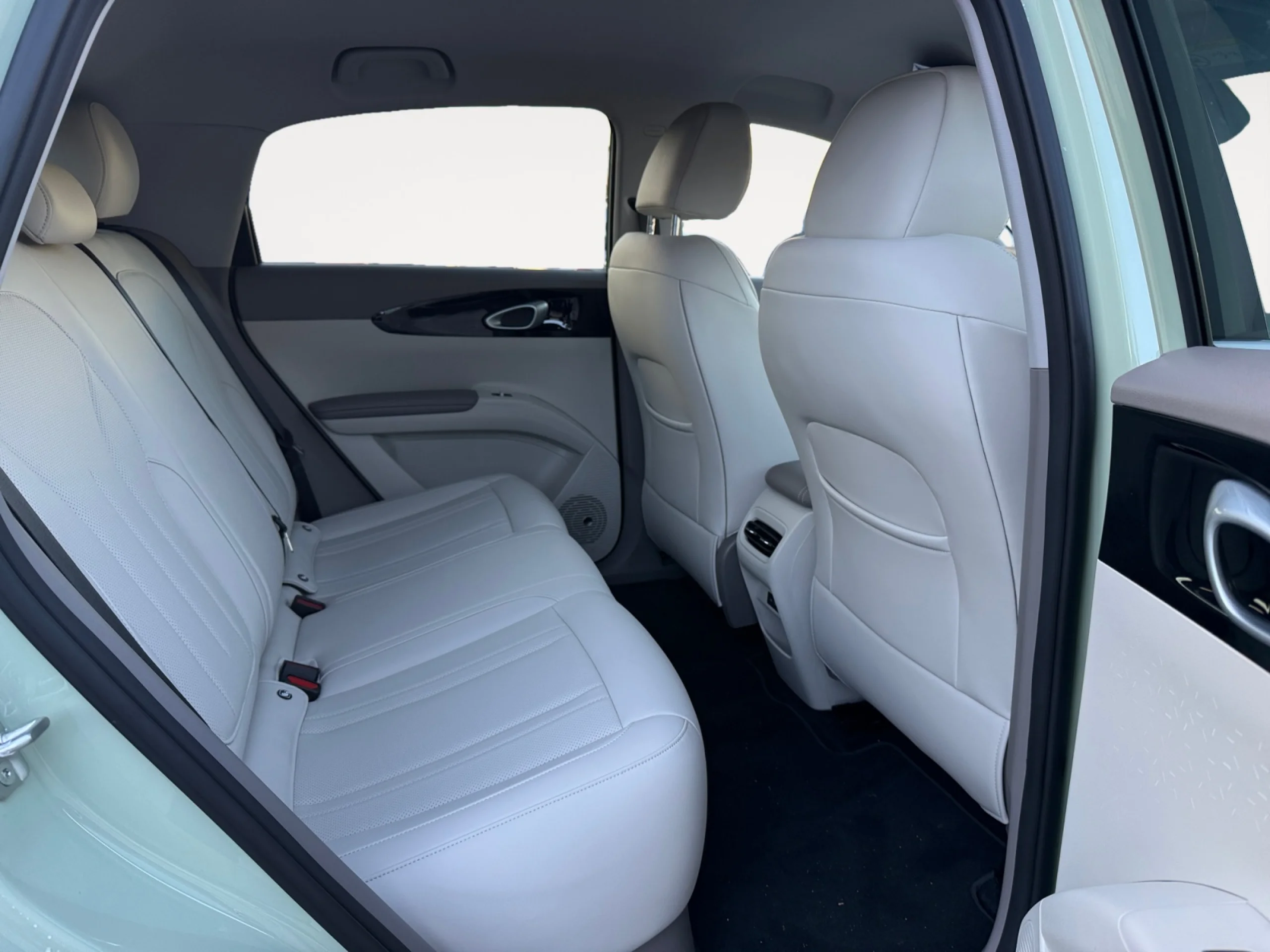 GEELY E2 MAX+ - Foto 6
