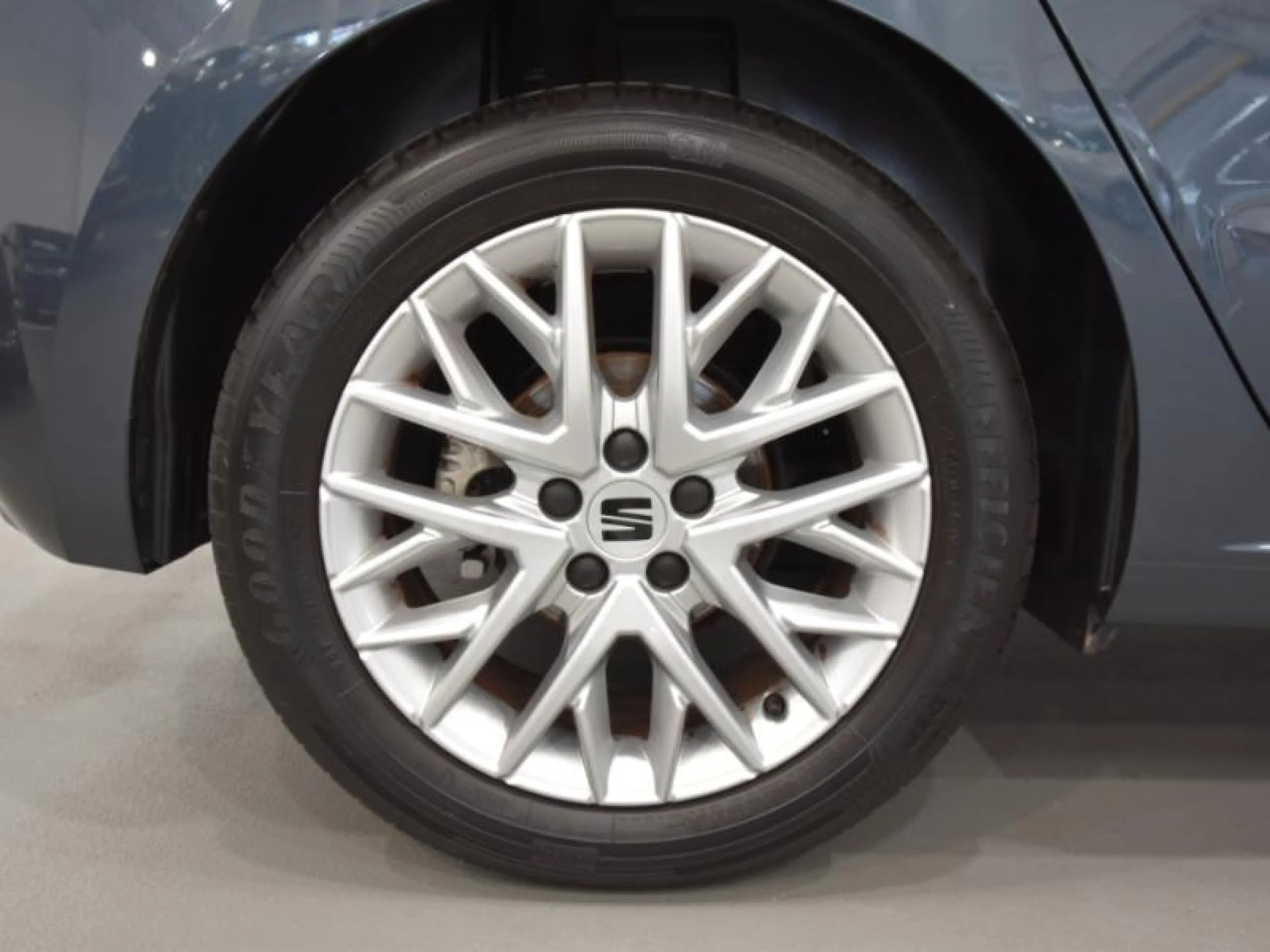 SEAT IBIZA 1.0 TSI 81KW (110CV) FR XL - Foto 8