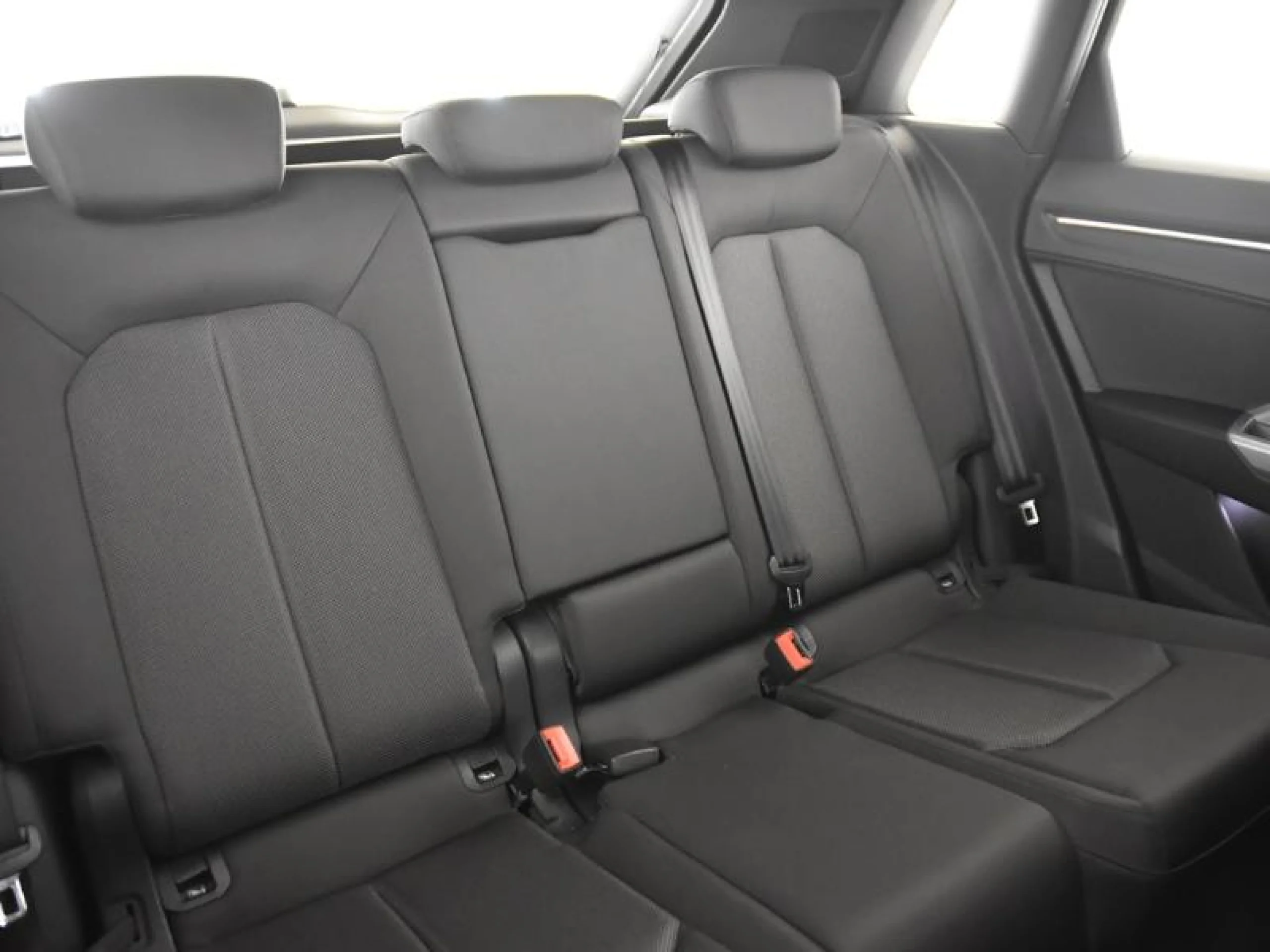 AUDI Q3 S LINE 35 TFSI 110KW (150CV) S TRONIC - Foto 5