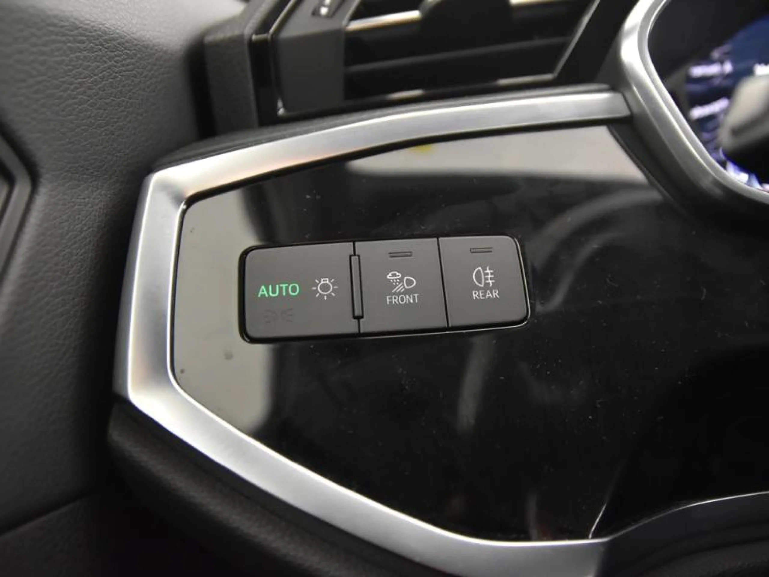 AUDI Q3 S LINE 35 TFSI 110KW (150CV) S TRONIC - Foto 21