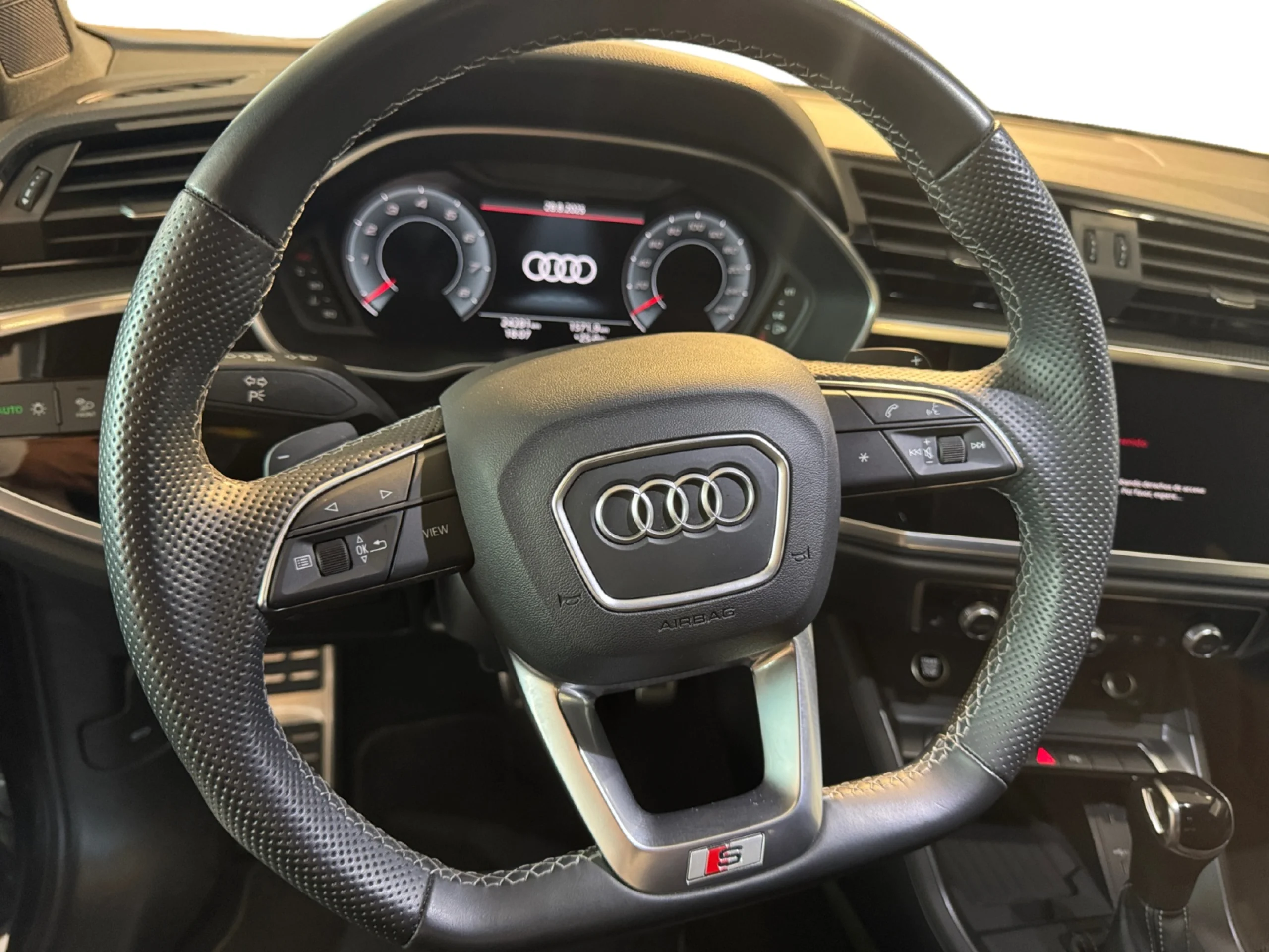 AUDI Q3 BLACK LINE 35 TFSI 110KW (150CV) S TRON - Foto 12