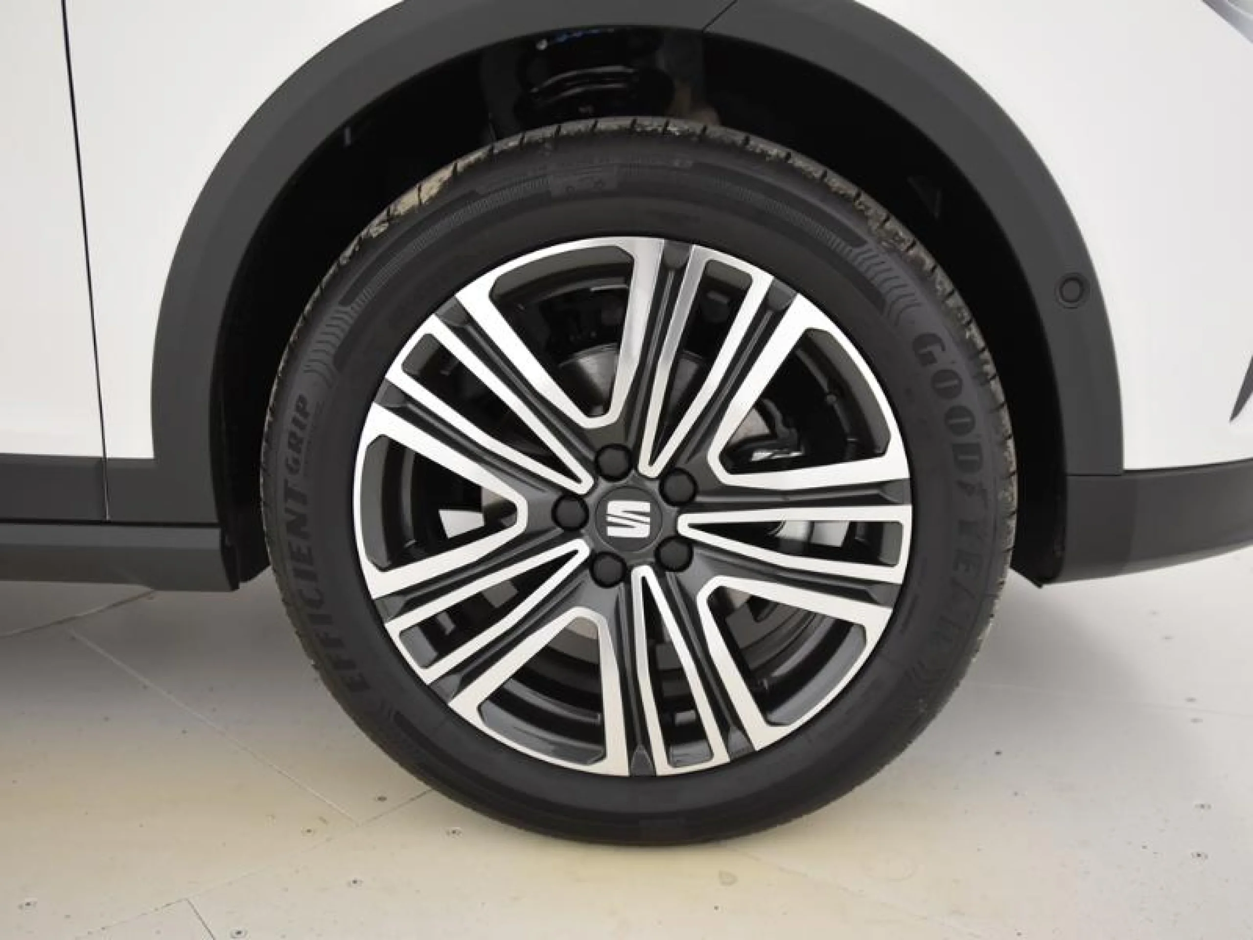 SEAT ARONA 1.0 TSI 85KW XPERIENCE SPECIAL EDITION - Foto 9