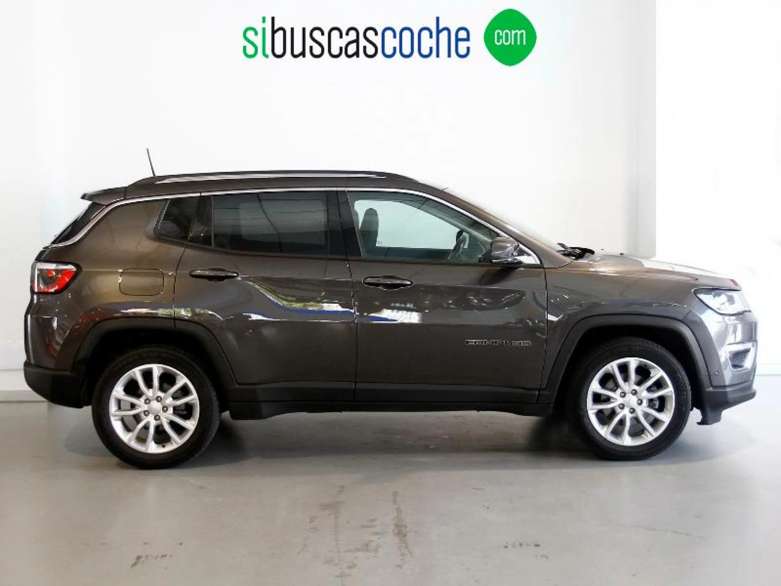 JEEP COMPASS 1.3 GSE T4 96KW (130CV) LIMITED MT FWD - Foto 3