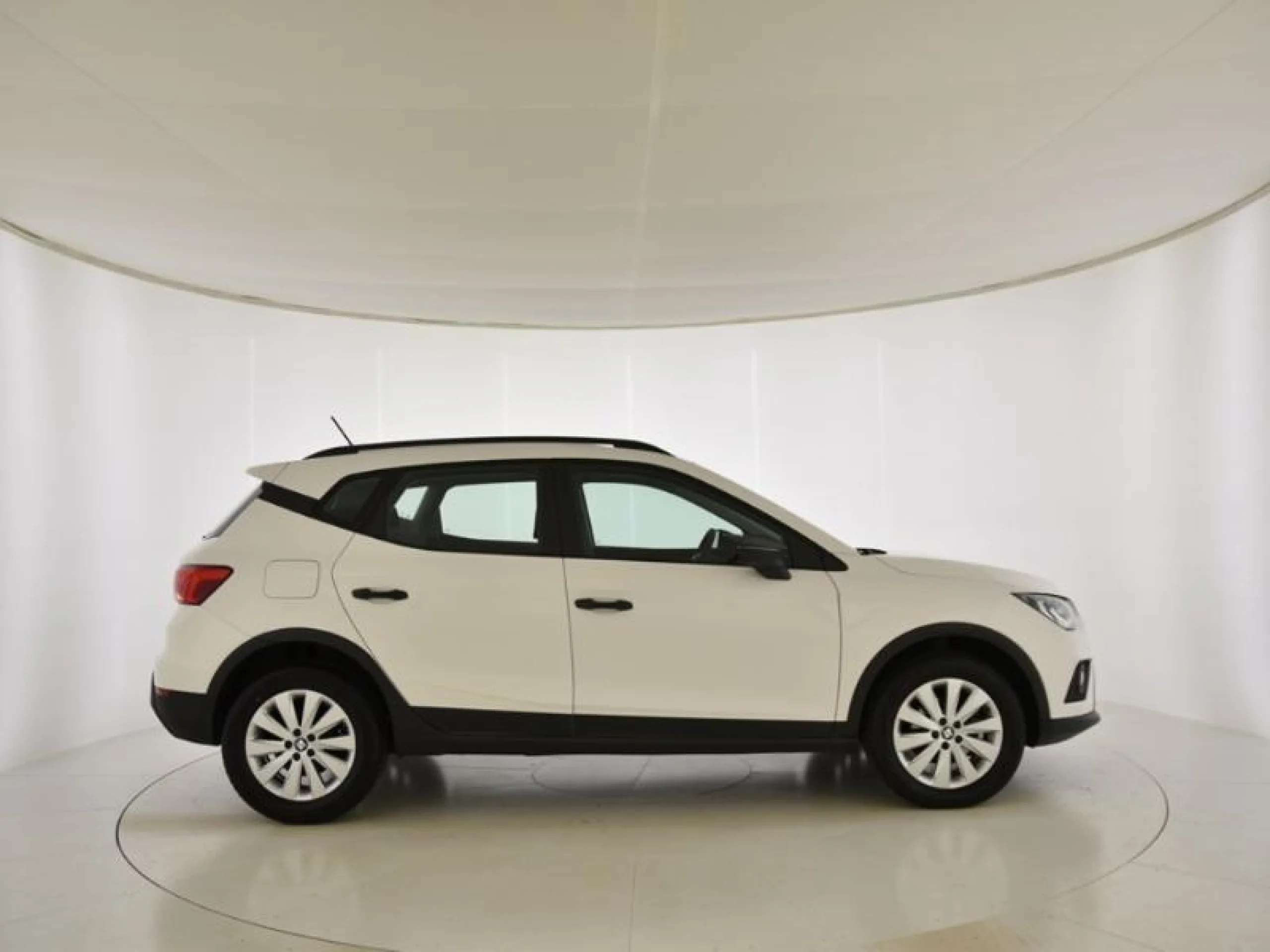 SEAT ARONA 1.6 TDI 70KW REFERENCE ECO - Foto 3
