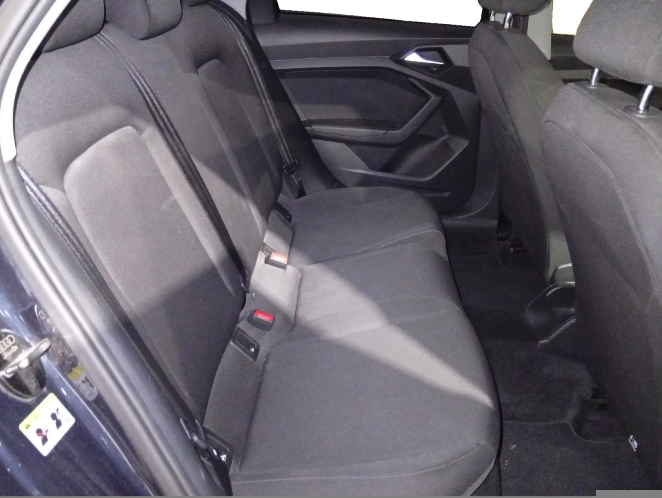 AUDI A1 SPORTBACK 30 TFSI 85KW (116CV) S TRONIC - Foto 3