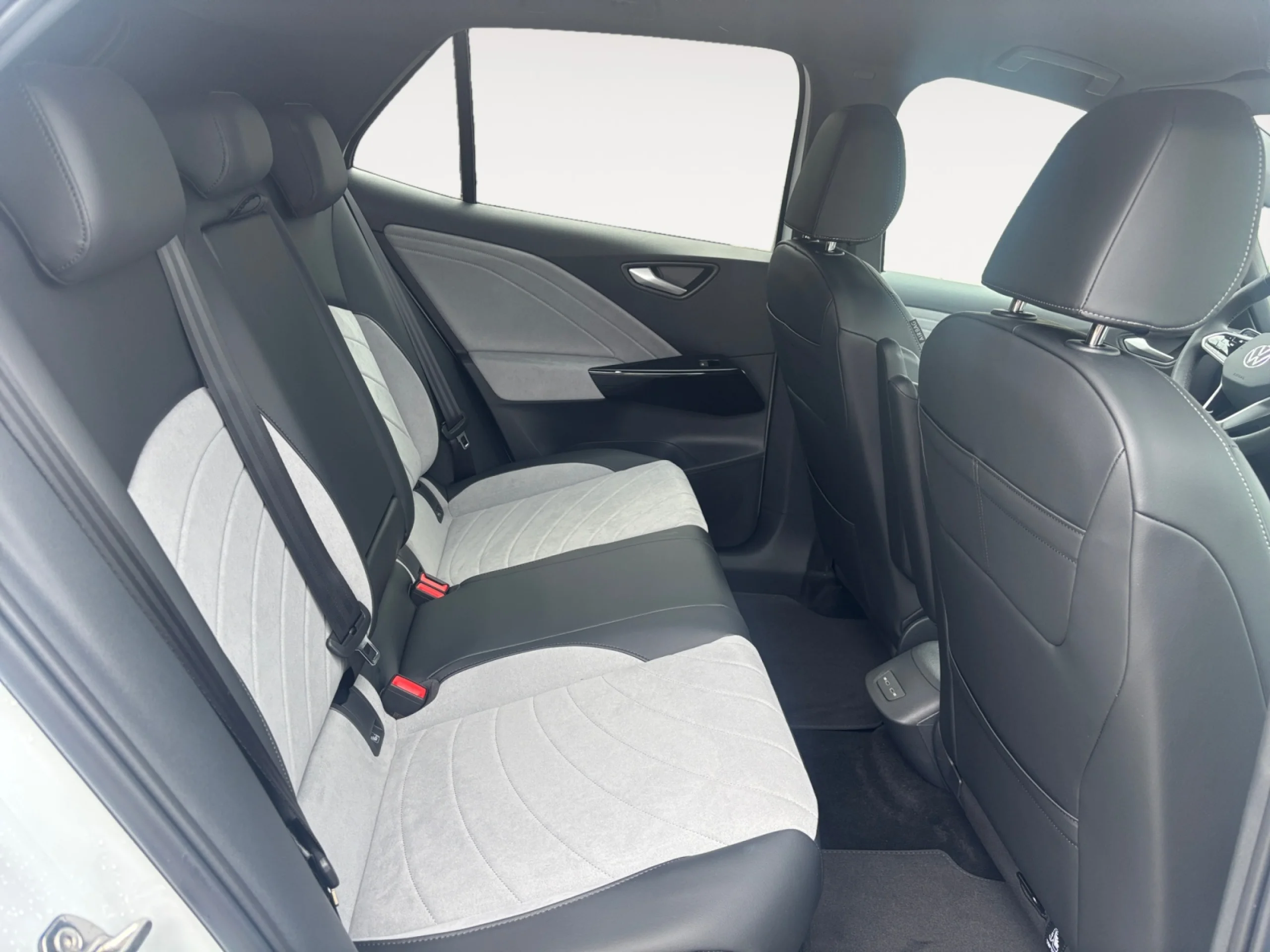 VOLKSWAGEN ID.3 PRO S ··MÁS·· 150KW (204CV) 79KWH AUTO - Foto 6