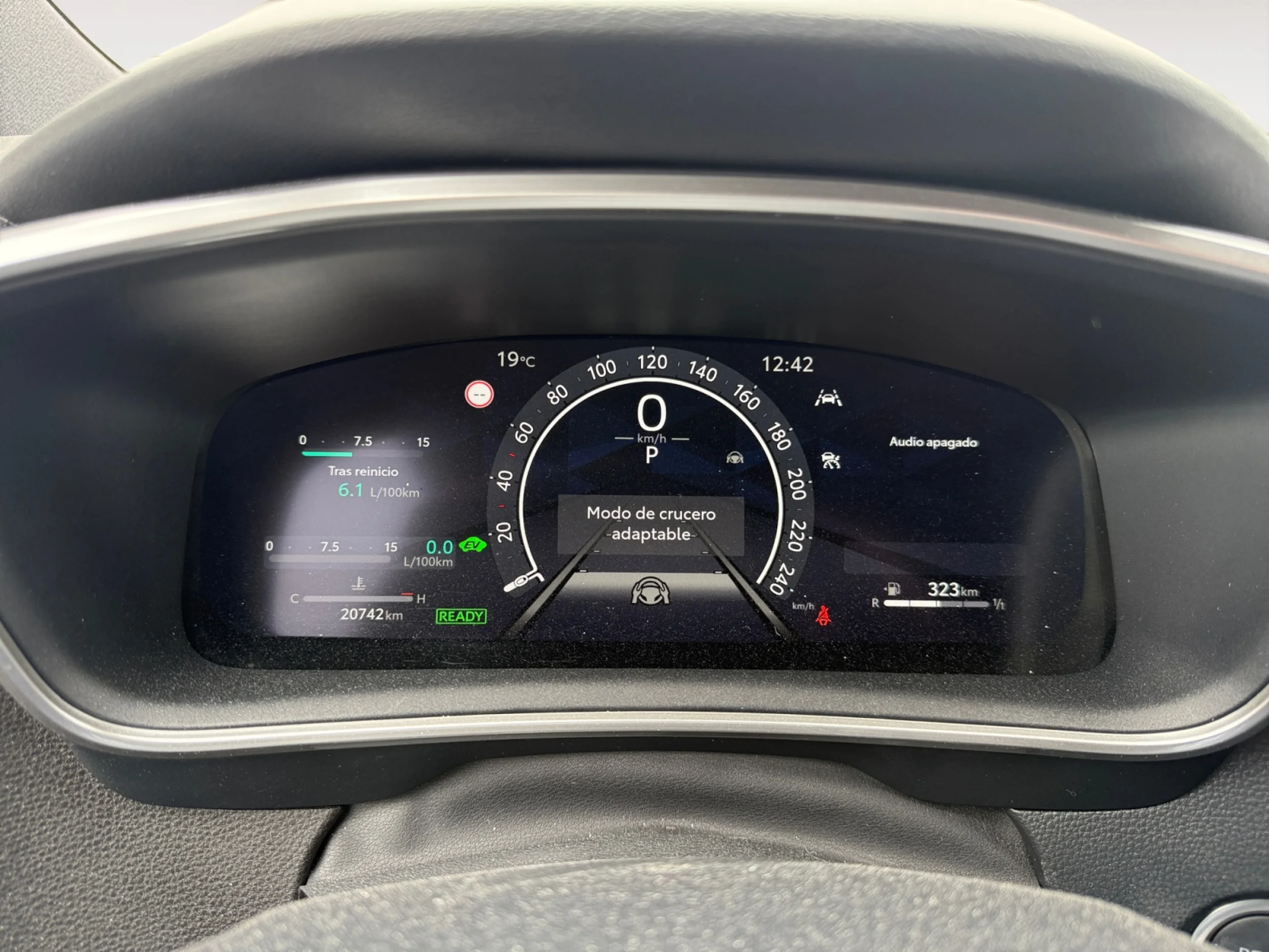 TOYOTA COROLLA 2.0 180H STYLE E CVT TOURING SPORT - Foto 10