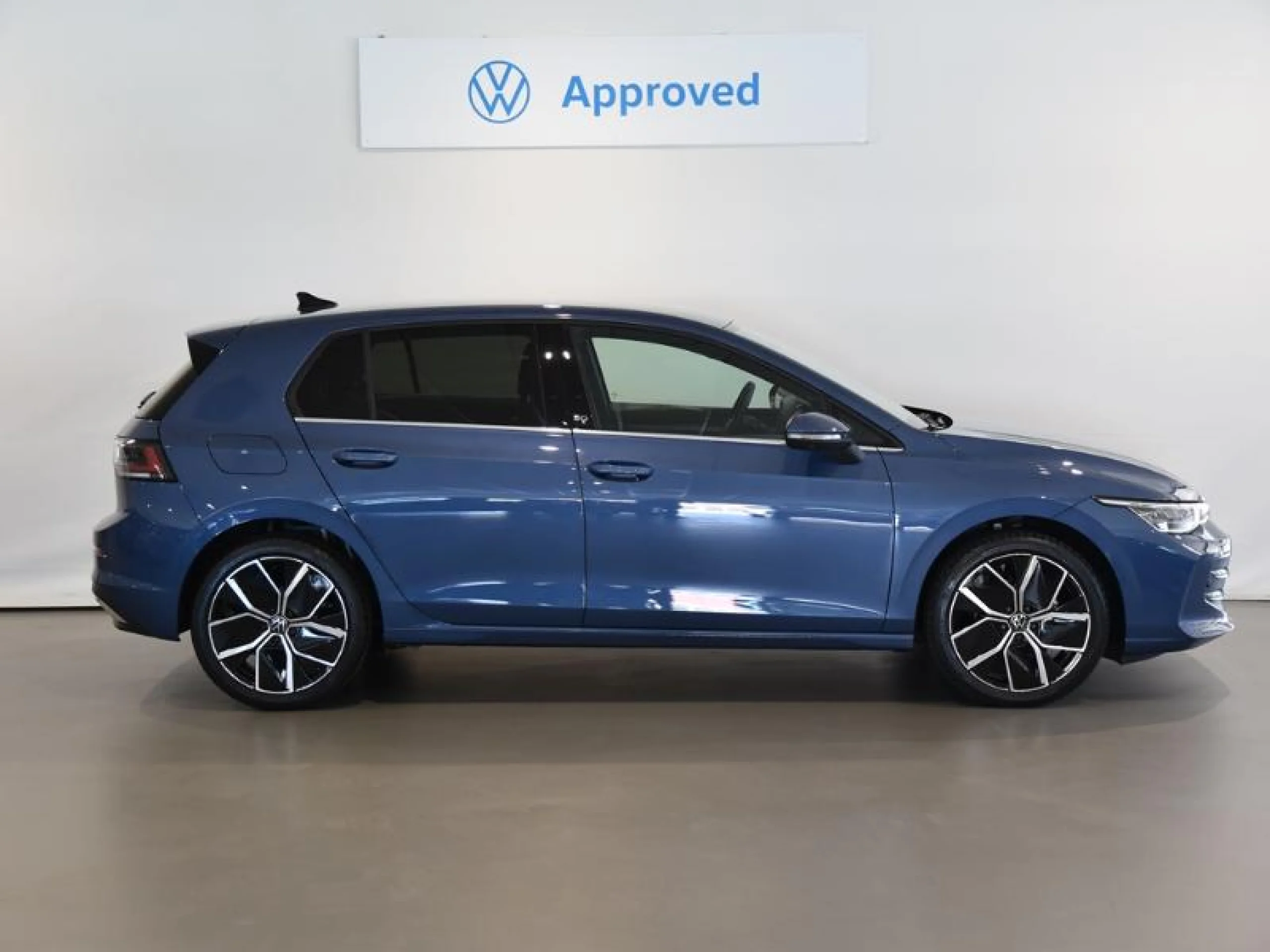 VOLKSWAGEN GOLF LIFE 1.0 TSI 81KW (110CV) - Foto 3