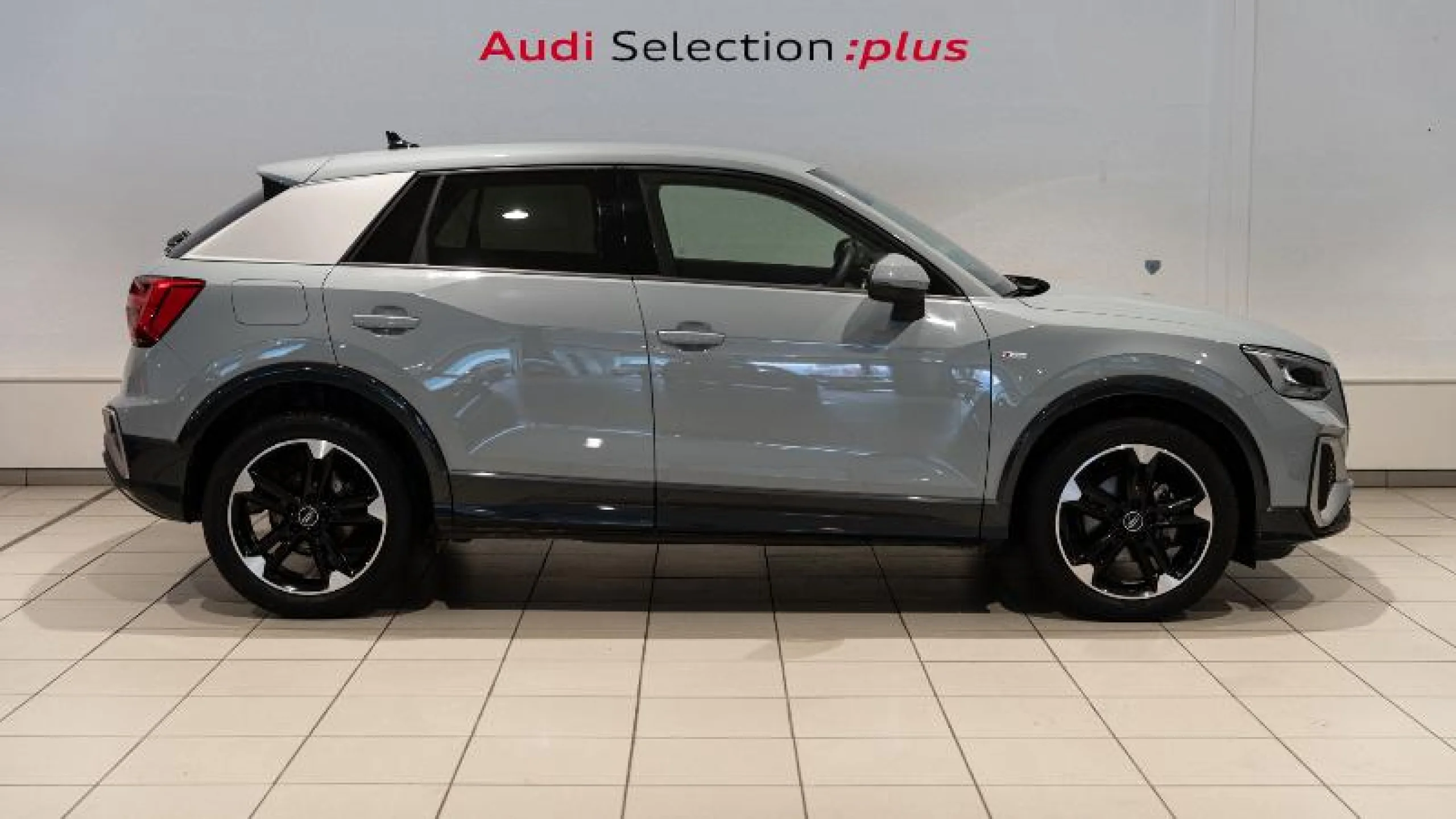 AUDI Q2 S LINE 30 TFSI 81KW (110CV) - Foto 3