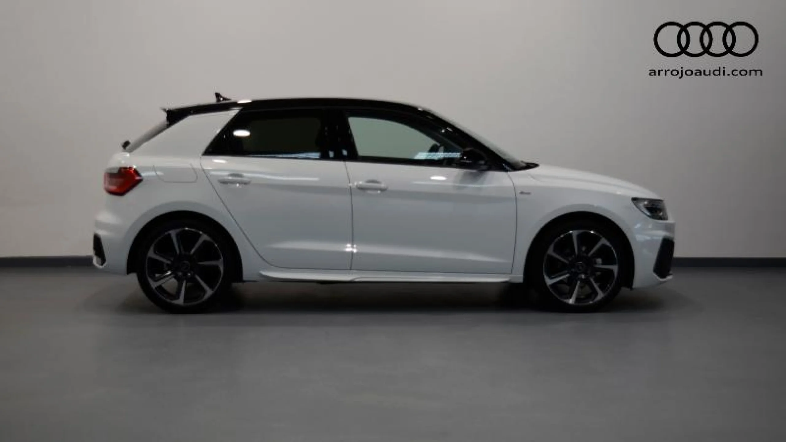 AUDI A1 SPORTBACK ADRENAL BLACK 30TFSI 81KW S TR - Foto 3
