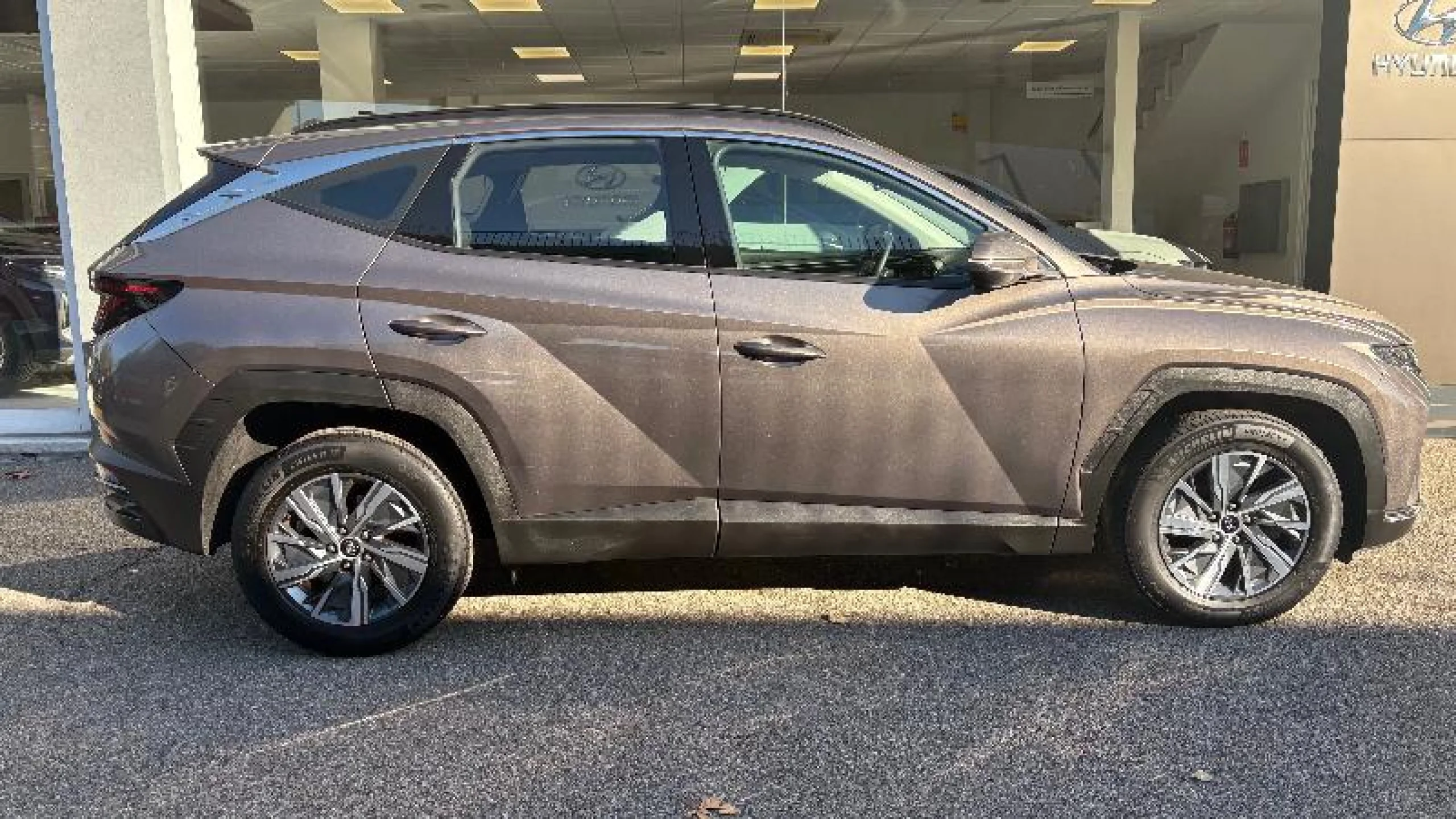 HYUNDAI TUCSON 1.6 CRDI 100KW (136CV) 48V MAXX - Foto 5