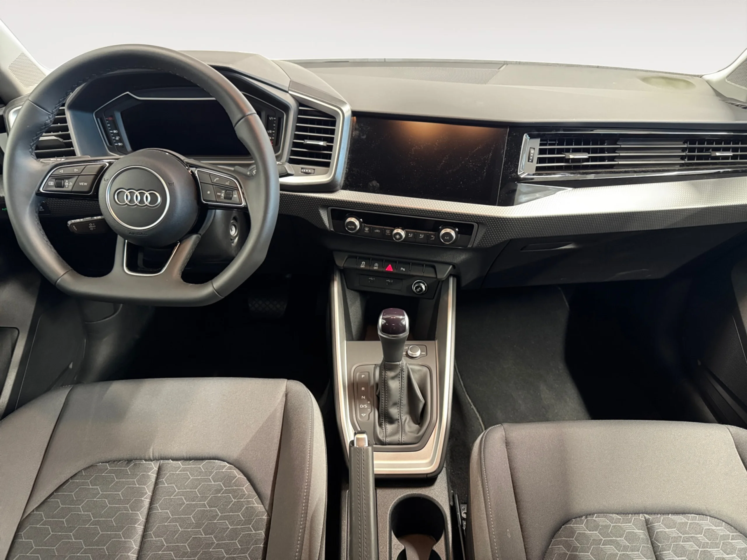 AUDI A1 SPORTBACK ADRENAL BLACK 30TFSI 85KW S TR - Foto 7