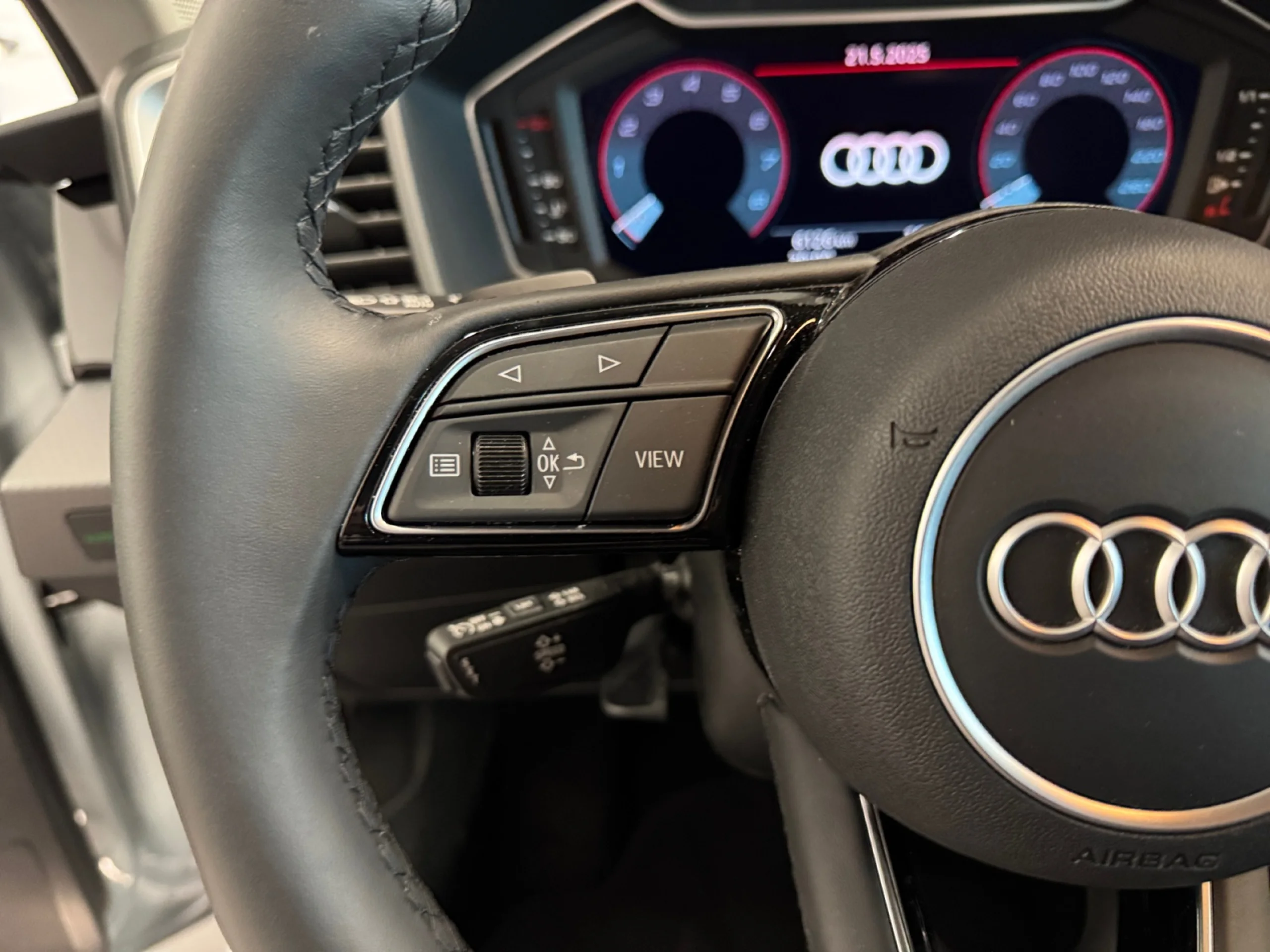 AUDI A1 SPORTBACK ADRENAL BLACK 30TFSI 85KW S TR - Foto 14