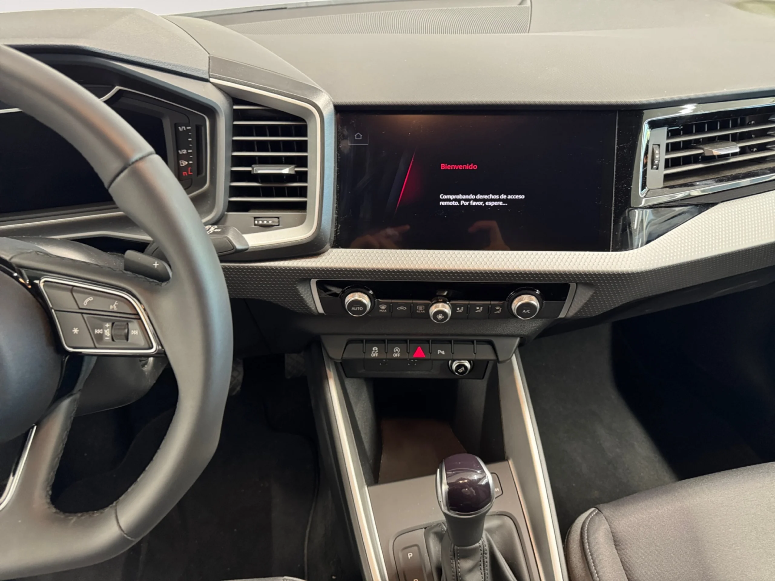 AUDI A1 SPORTBACK ADRENAL BLACK 30TFSI 85KW S TR - Foto 15