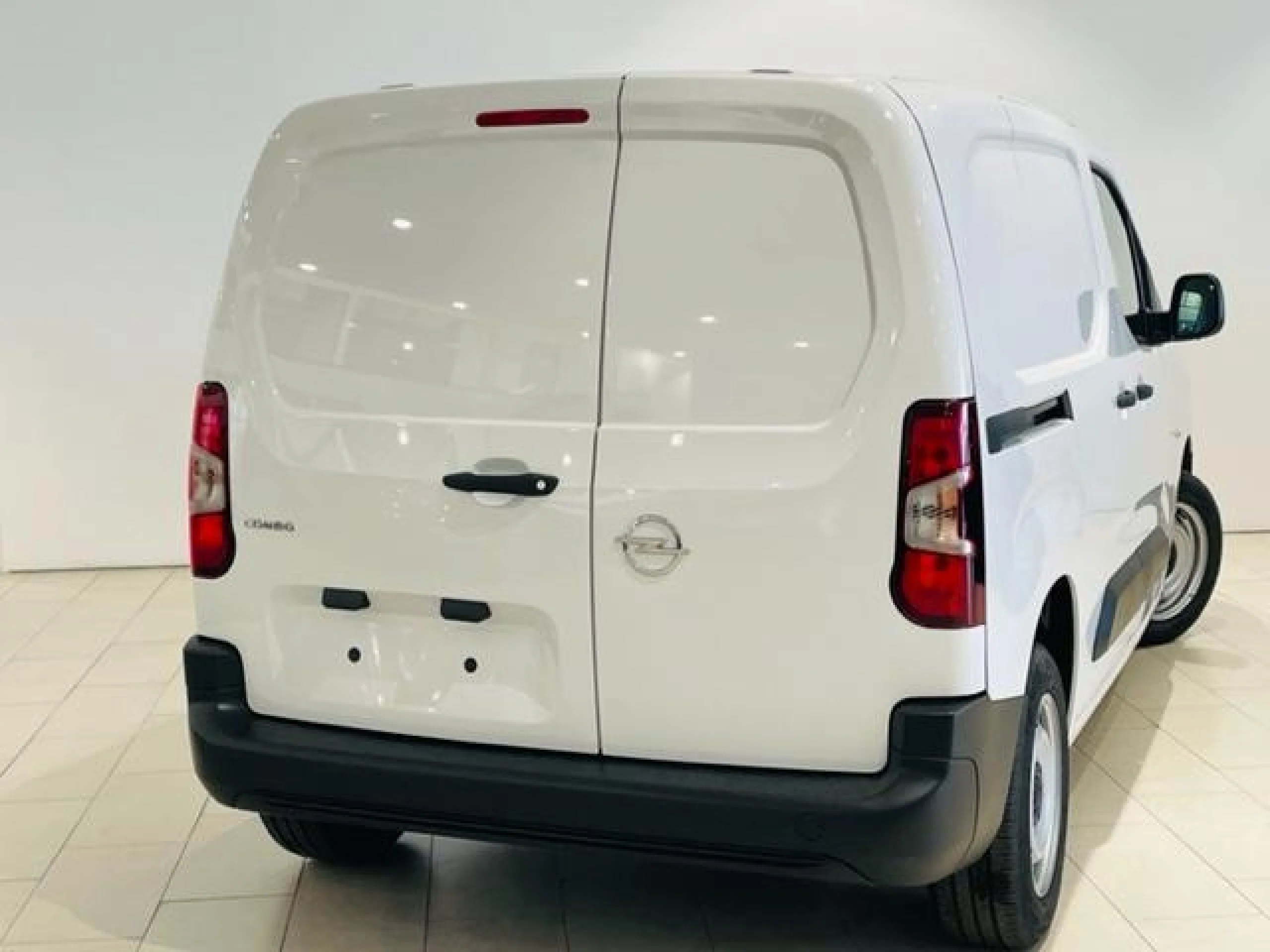 OPEL COMERCIALES COMBO COMBO CARGO L 650KG DIESEL 1.5 100HP S/S MT E6.4 - Foto 13