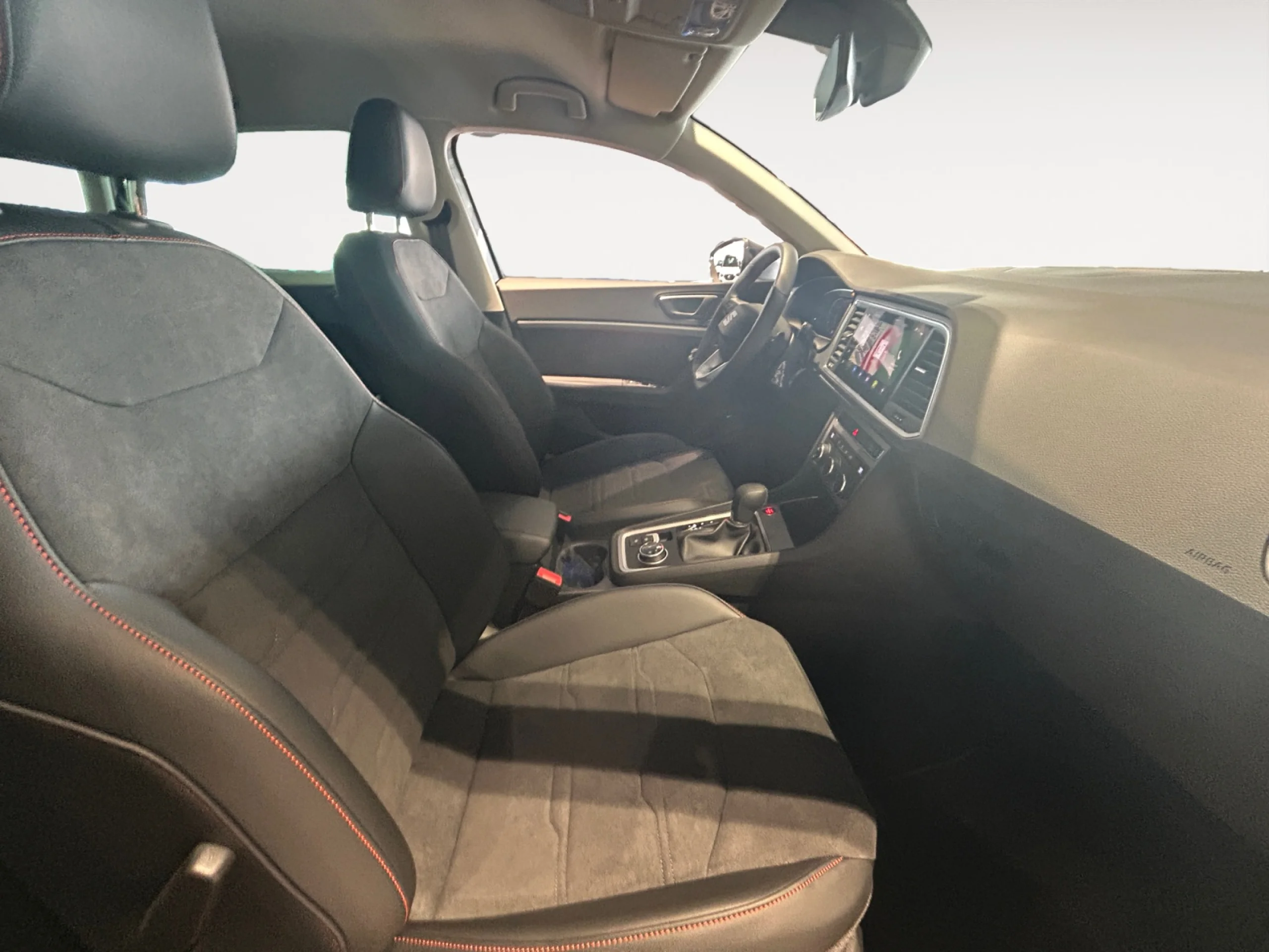 SEAT ATECA 1.5 TSI 110KW DSG FR SPECIAL EDITION - Foto 5