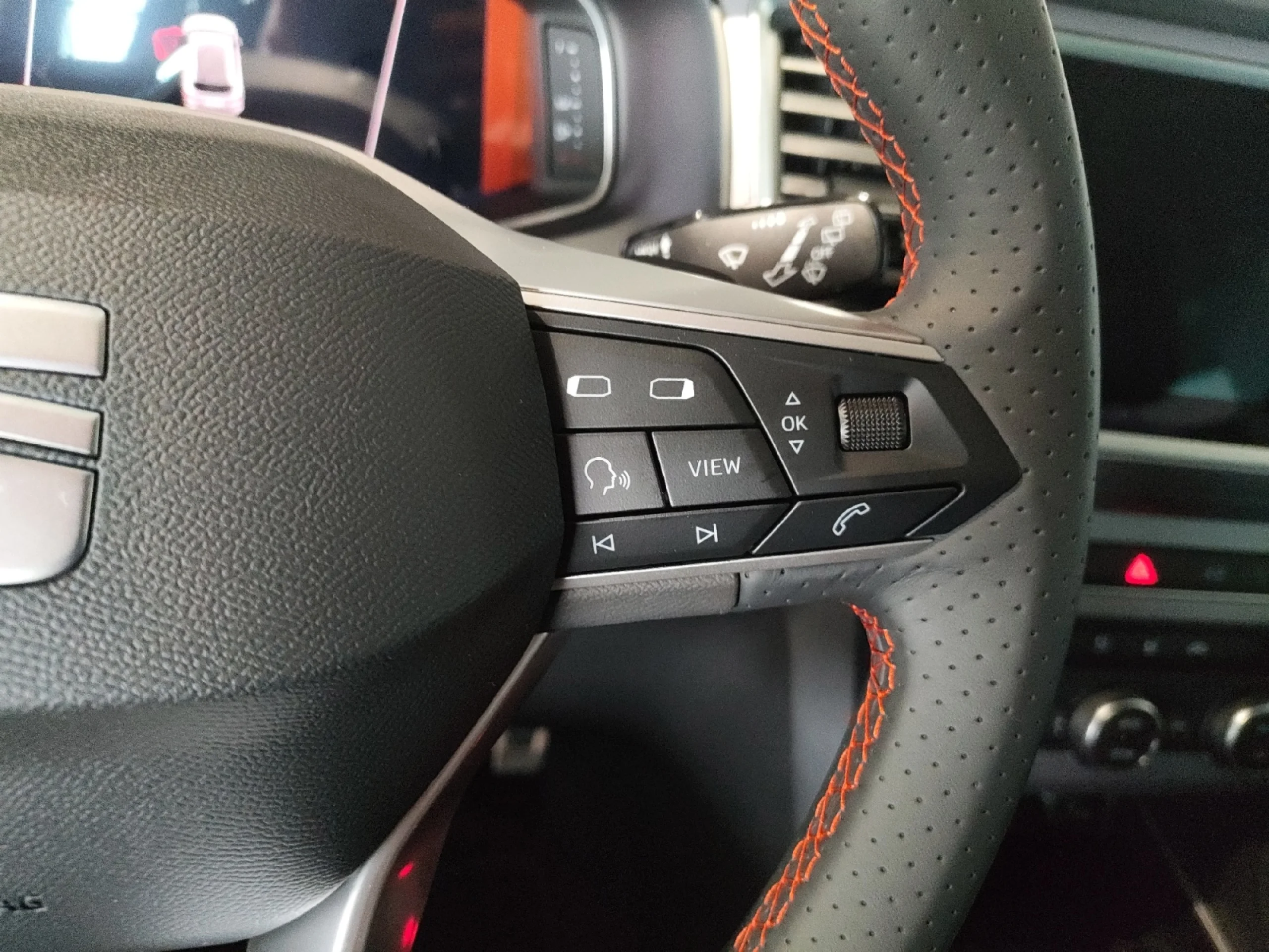 SEAT ATECA 1.5 TSI 110KW DSG FR SPECIAL EDITION - Foto 12