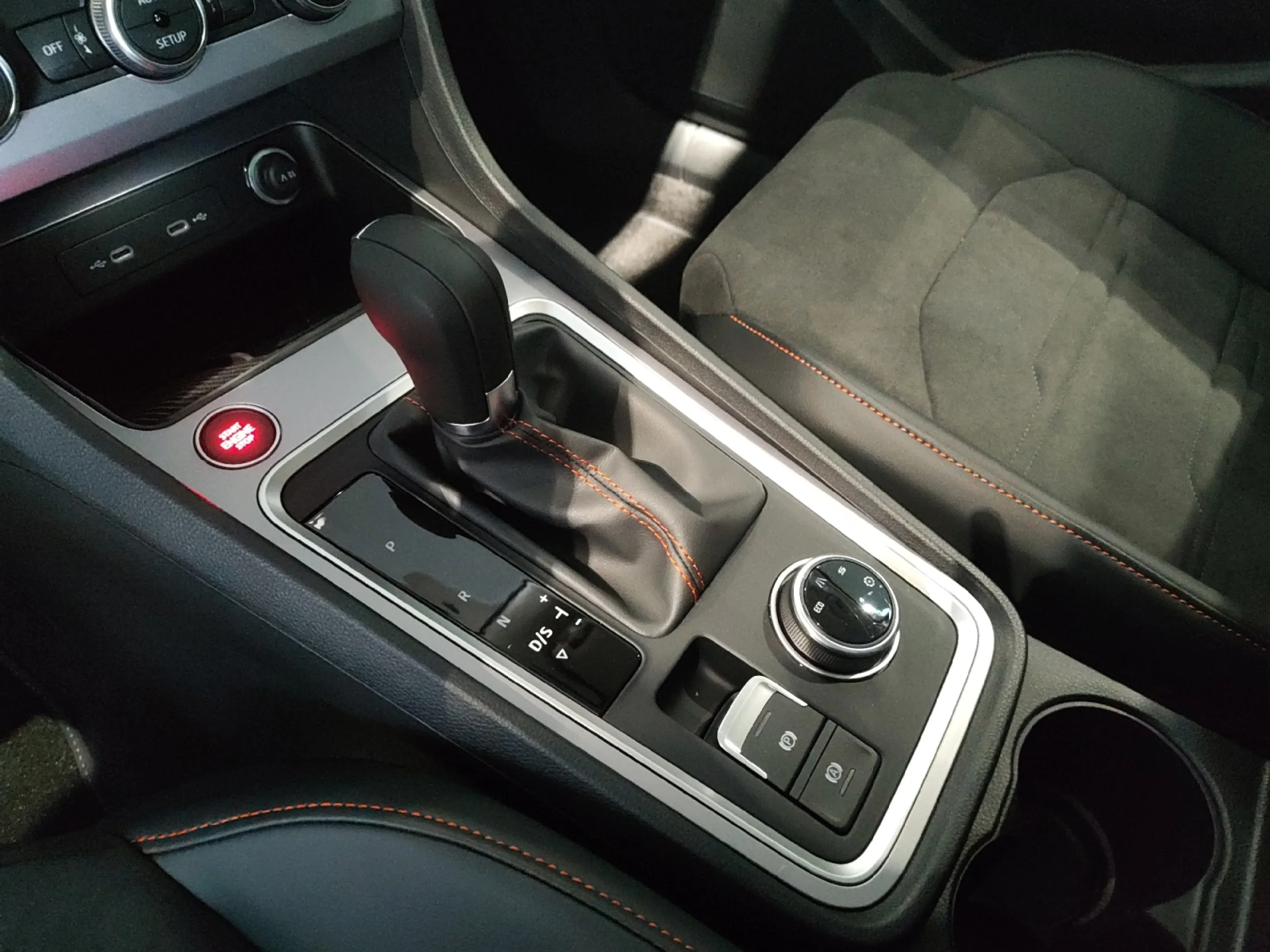 SEAT ATECA 1.5 TSI 110KW DSG FR SPECIAL EDITION - Foto 14