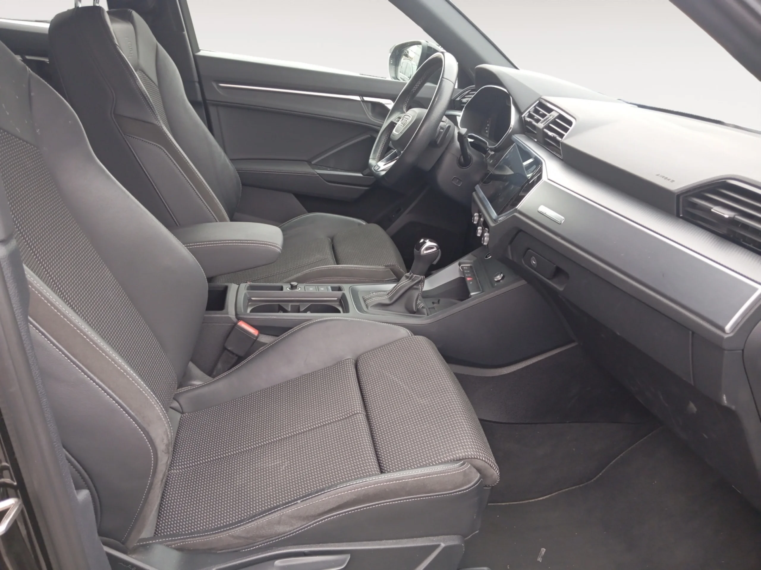 AUDI Q3 SPORTBACK BLACK LINE 35 TDI 110KW (150CV) S TRONIC - Foto 5