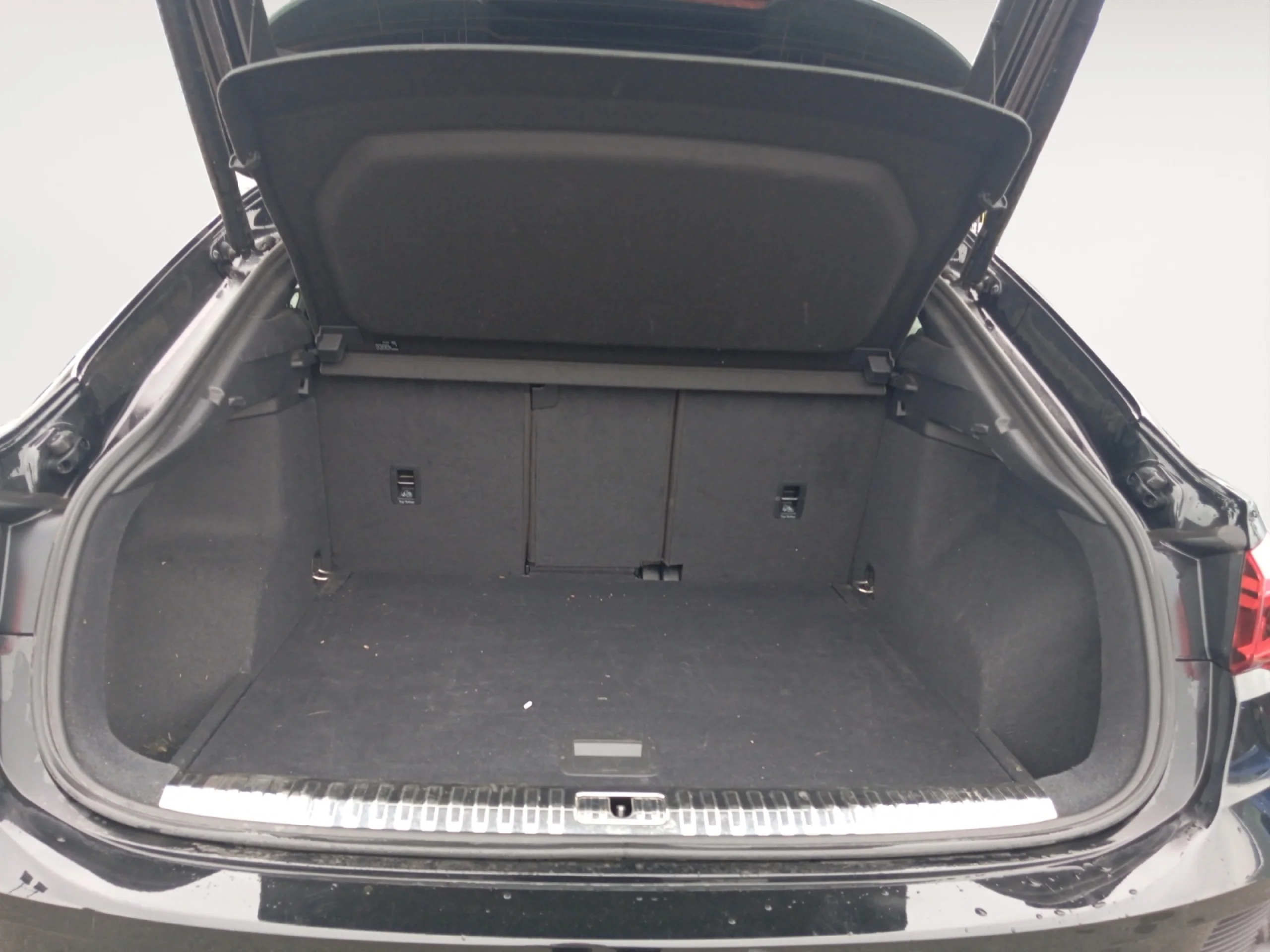 AUDI Q3 SPORTBACK BLACK LINE 35 TDI 110KW (150CV) S TRONIC - Foto 7