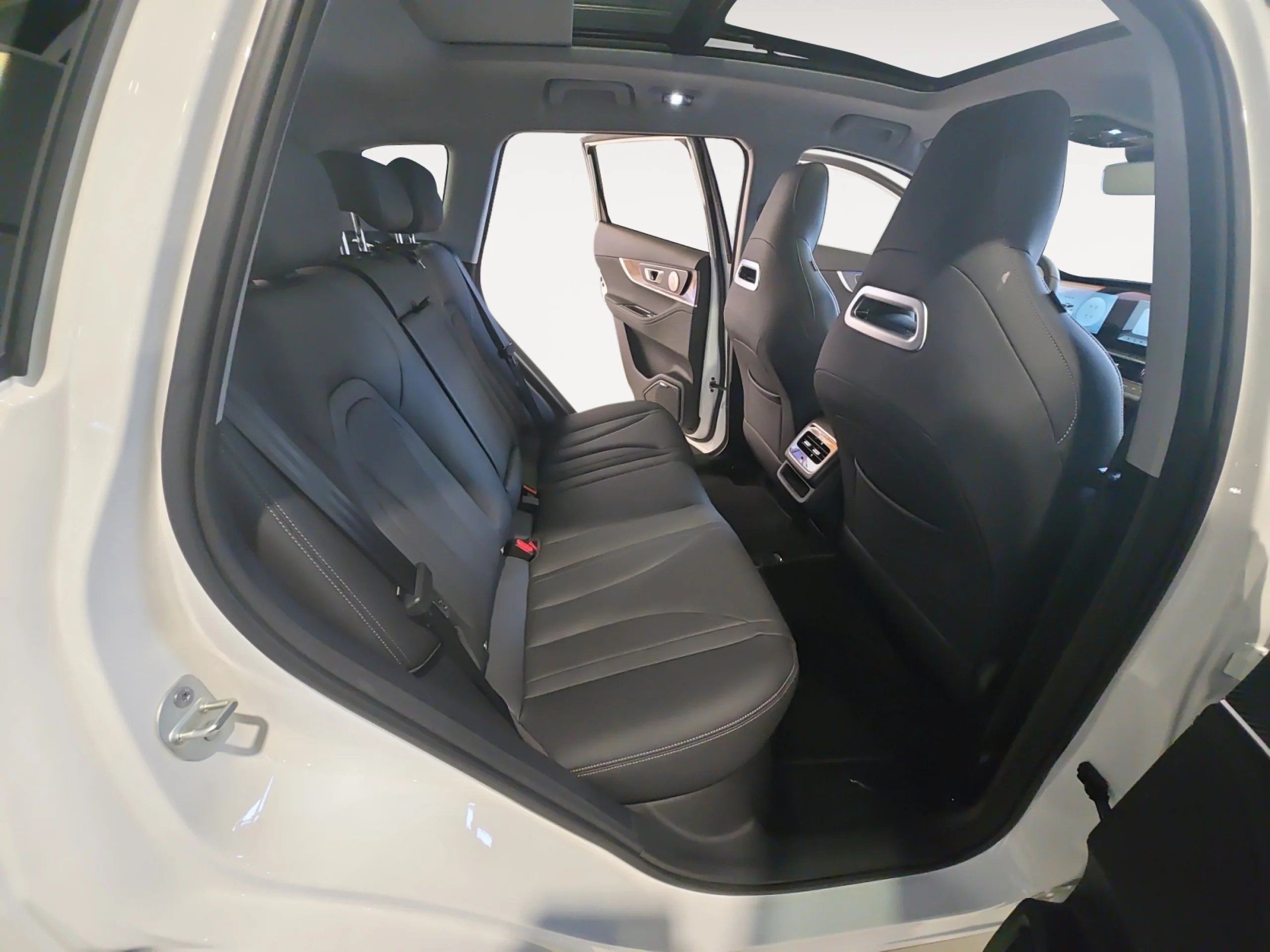 EBRO S700 S700 LUXURY GASOLINA1.5L PHEV - Foto 6