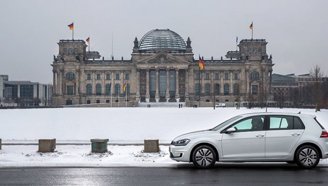 Volskwagen e-Golf: la firma alemana apuesta por la eficiencia